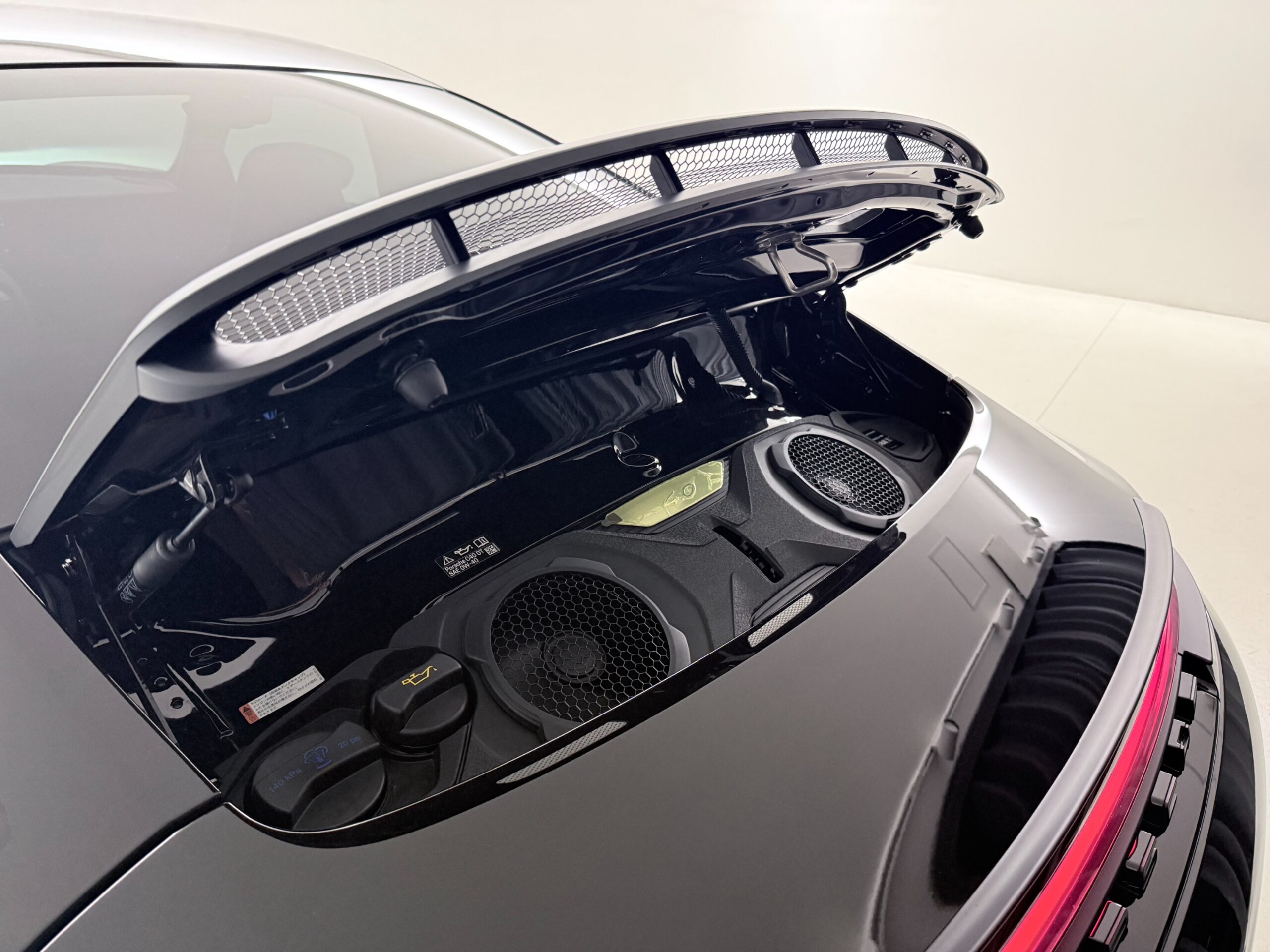 2026 Porsche 911 GT3 — Photo 49 / 49
