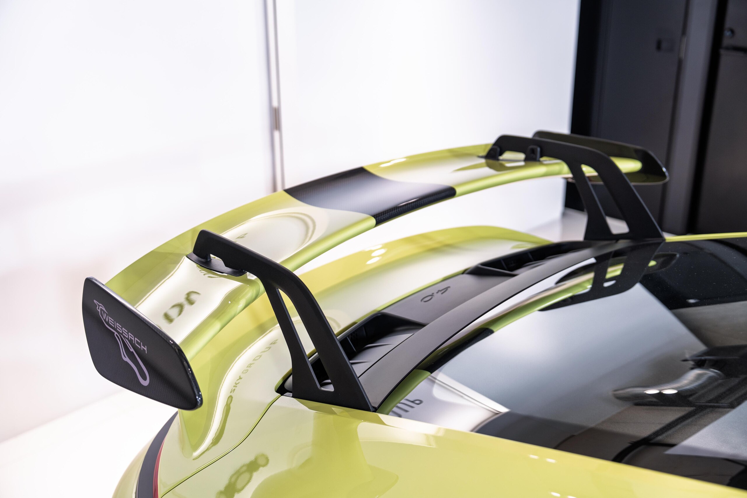 2026 Porsche 911 GT3 — Photo 21 / 31