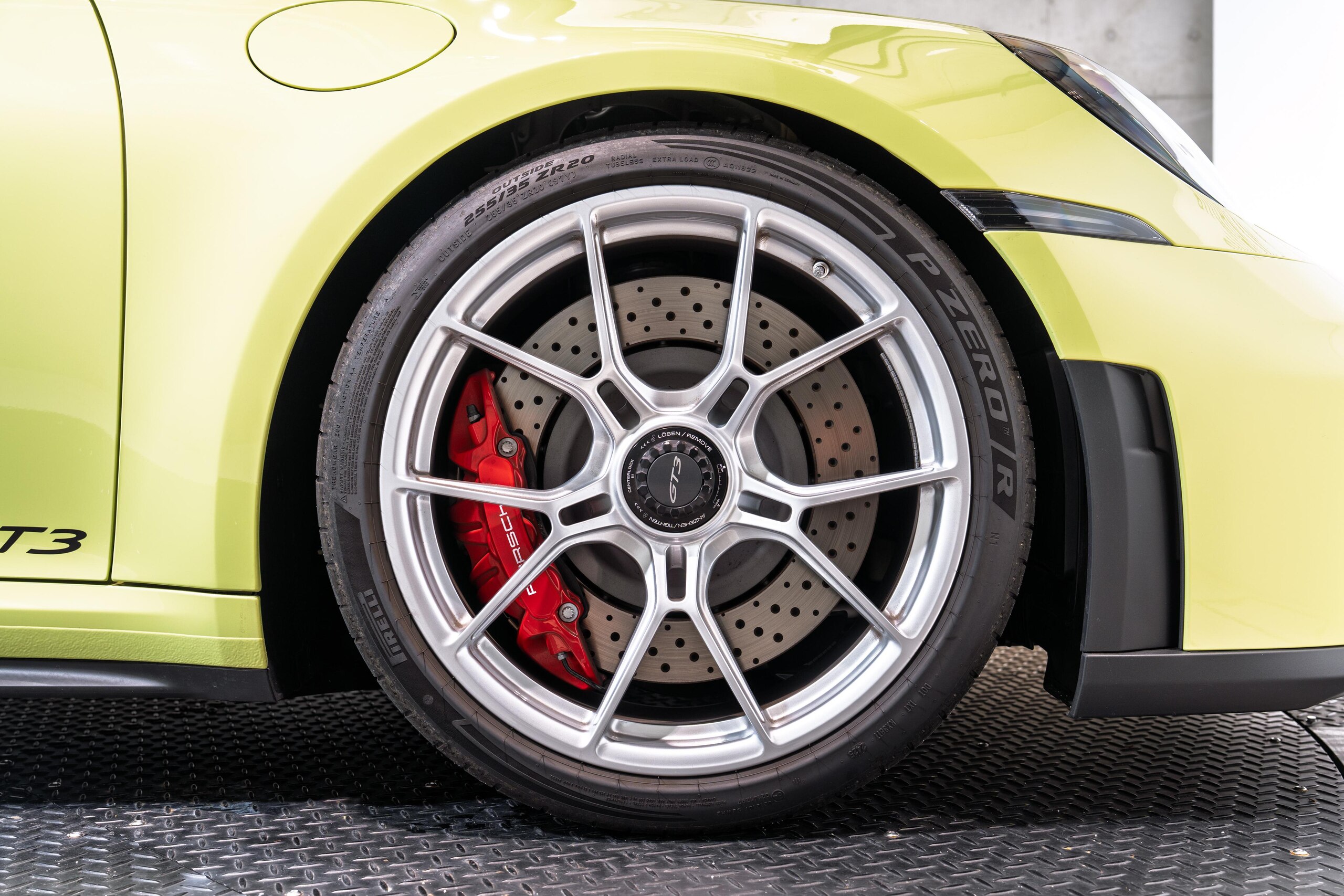 2026 Porsche 911 GT3 — Photo 26 / 31