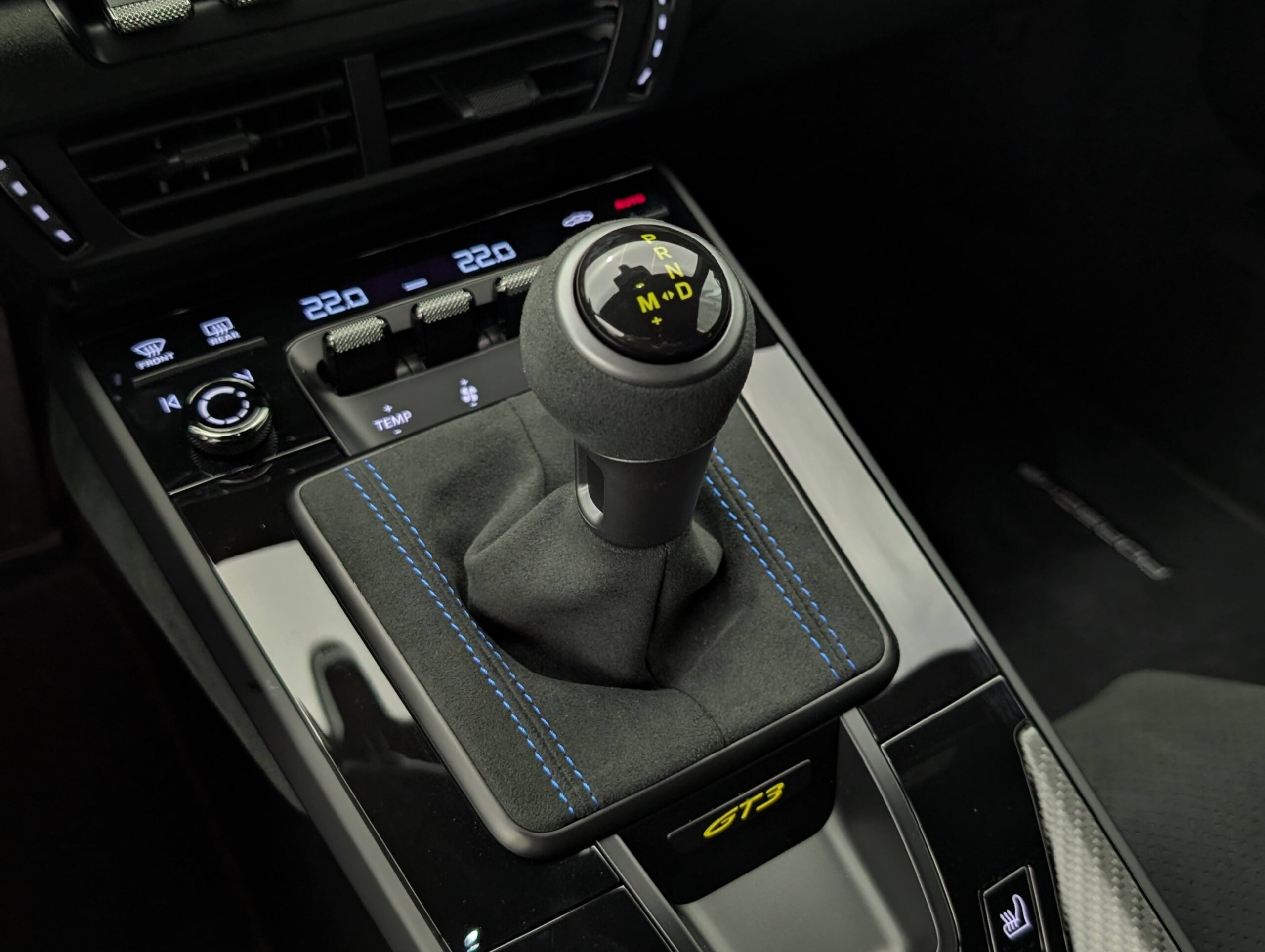 2026 Porsche 911 GT3 — Photo 10 / 39