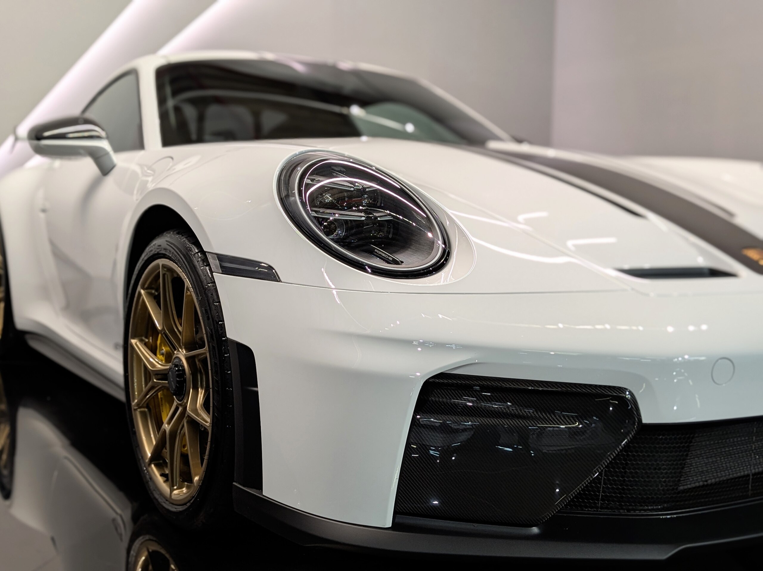2026 Porsche 911 GT3 — Photo 12 / 39