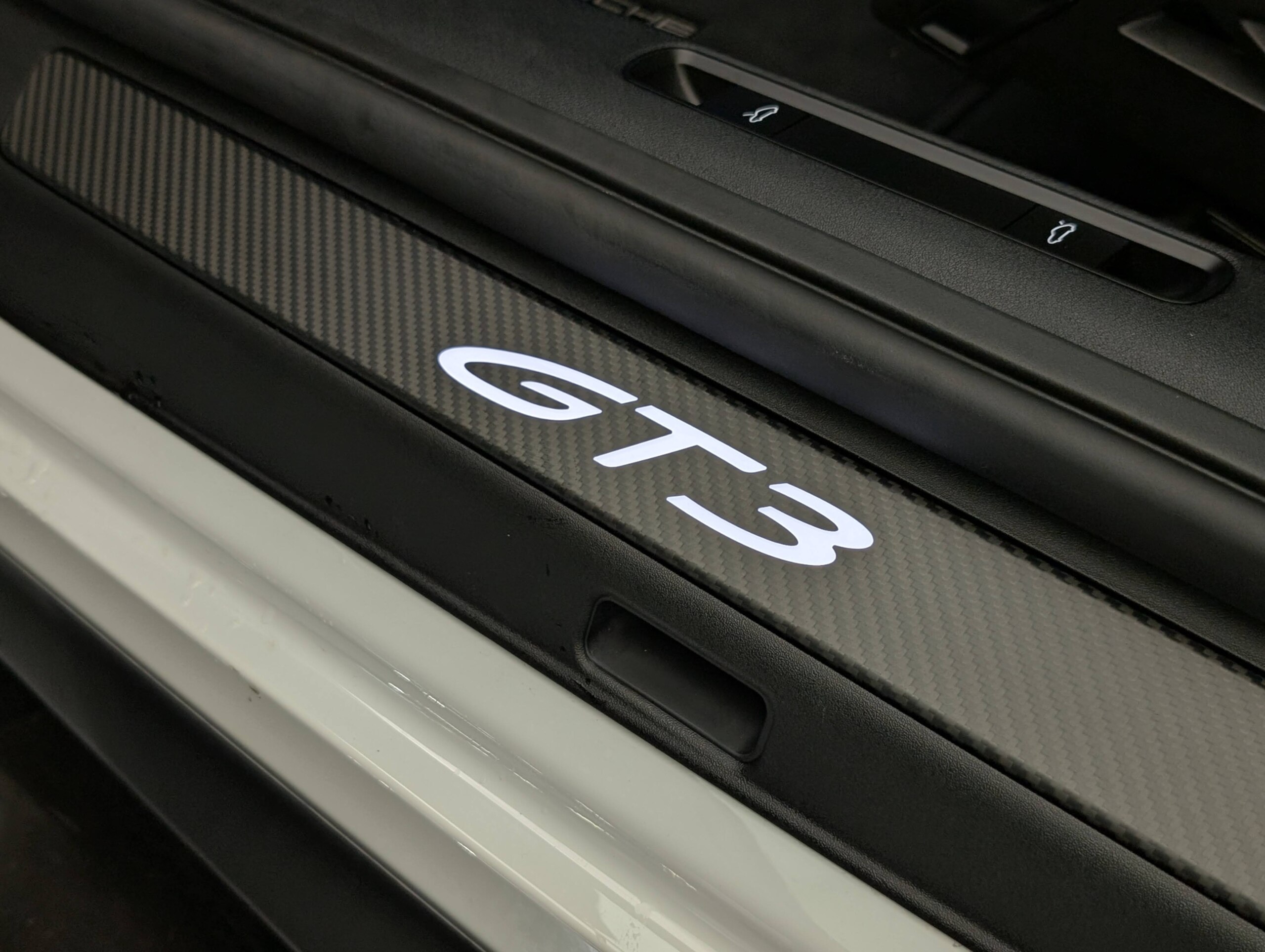 2026 Porsche 911 GT3 — Photo 35 / 39