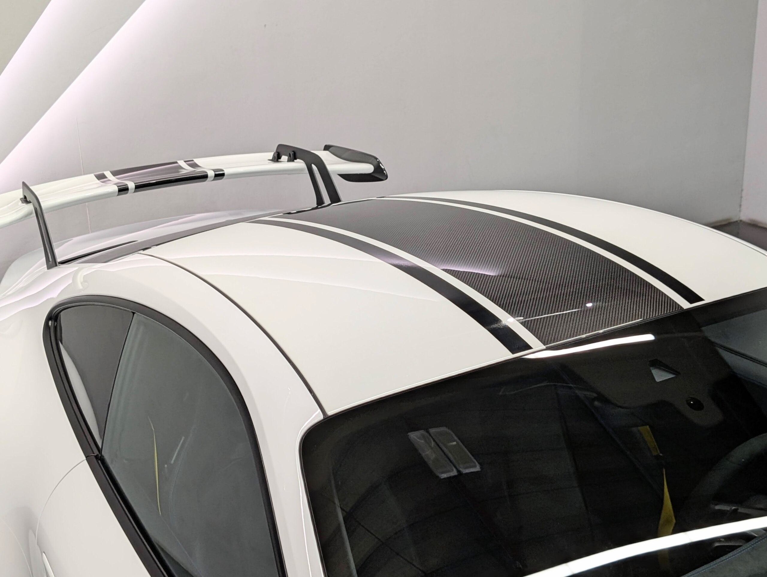 2026 Porsche 911 GT3 — Photo 37 / 39