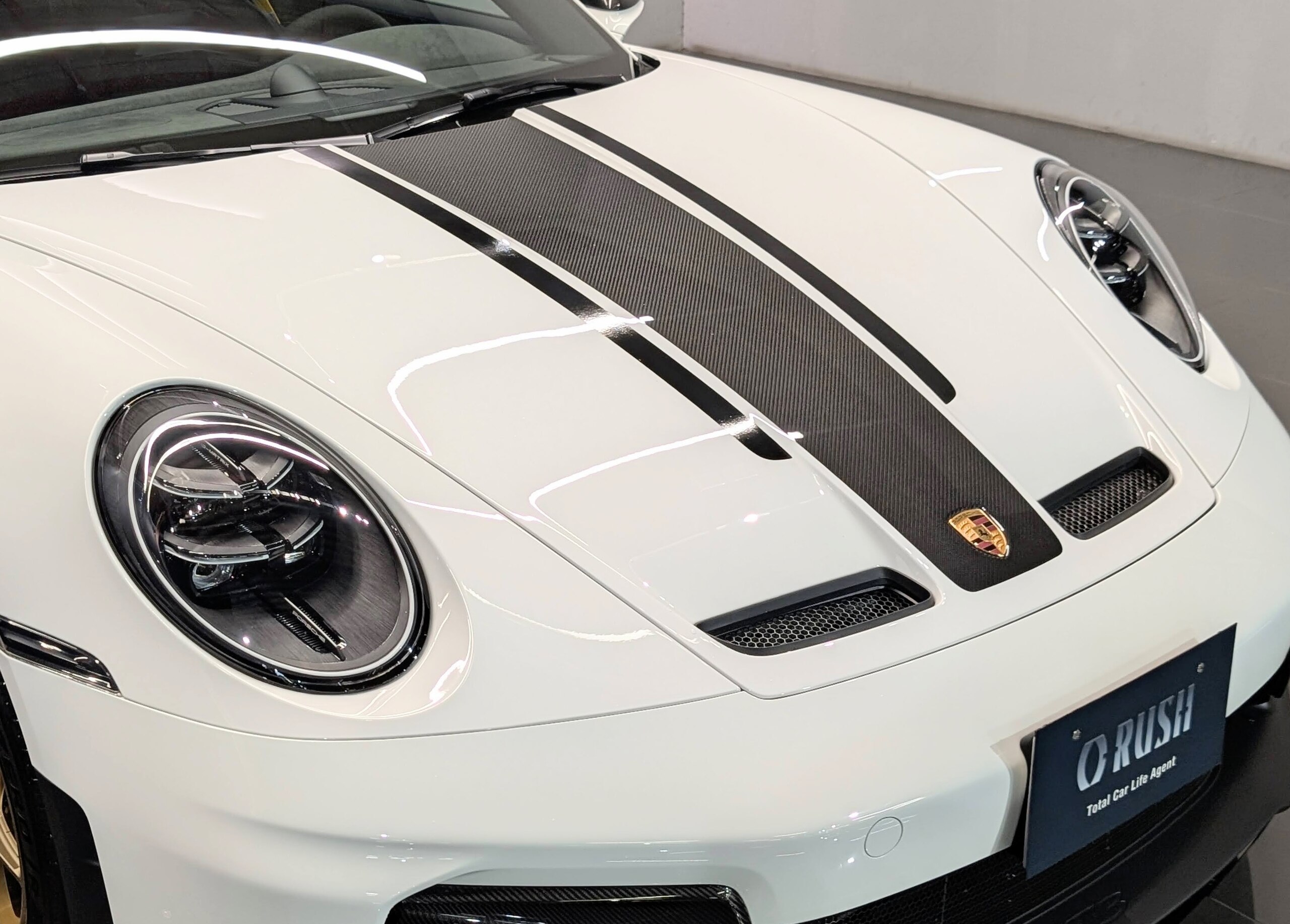 2026 Porsche 911 GT3 — Photo 38 / 39