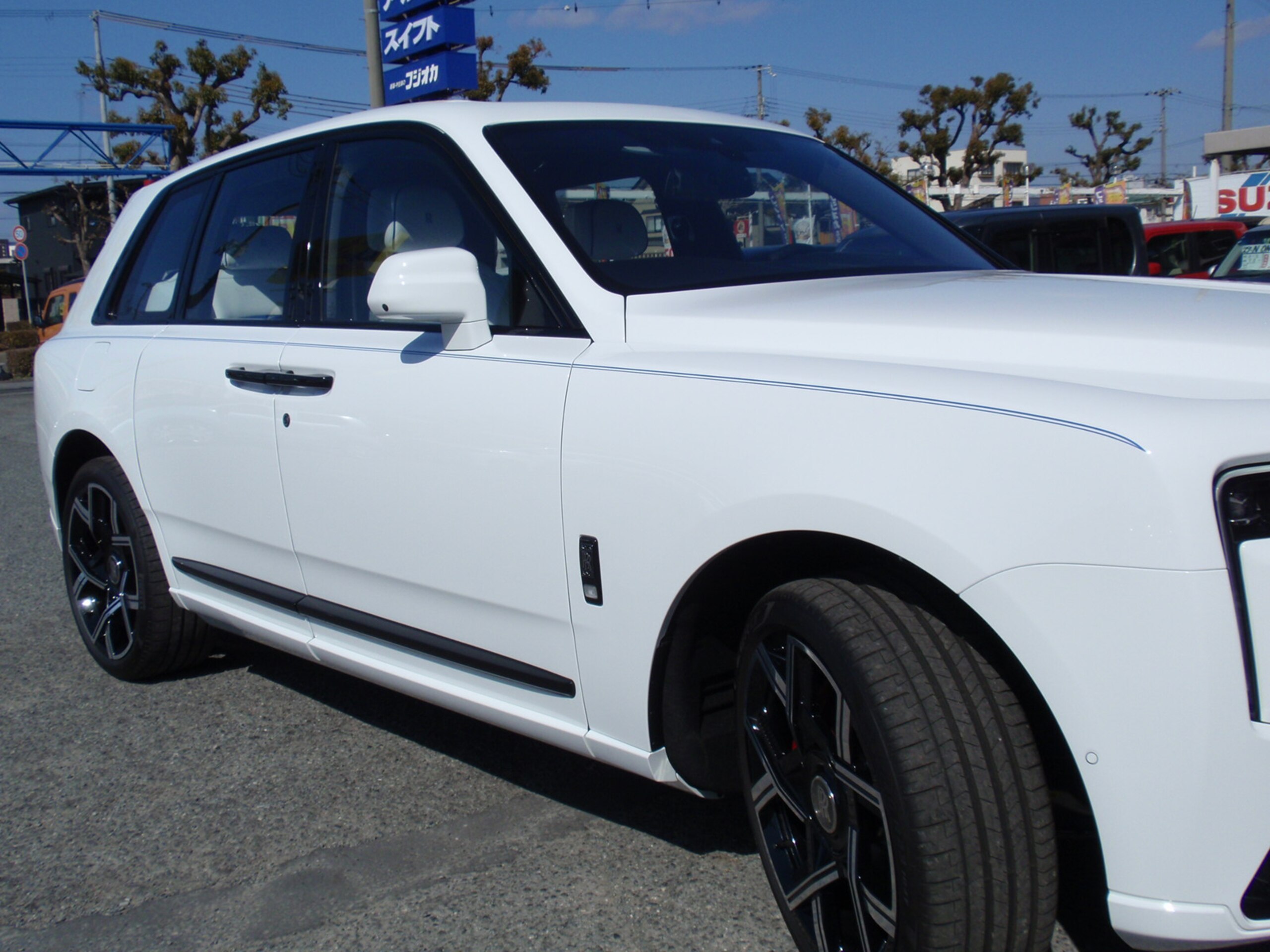 2026 Rolls-Royce Cullinan Black Badge — Photo 41 / 70