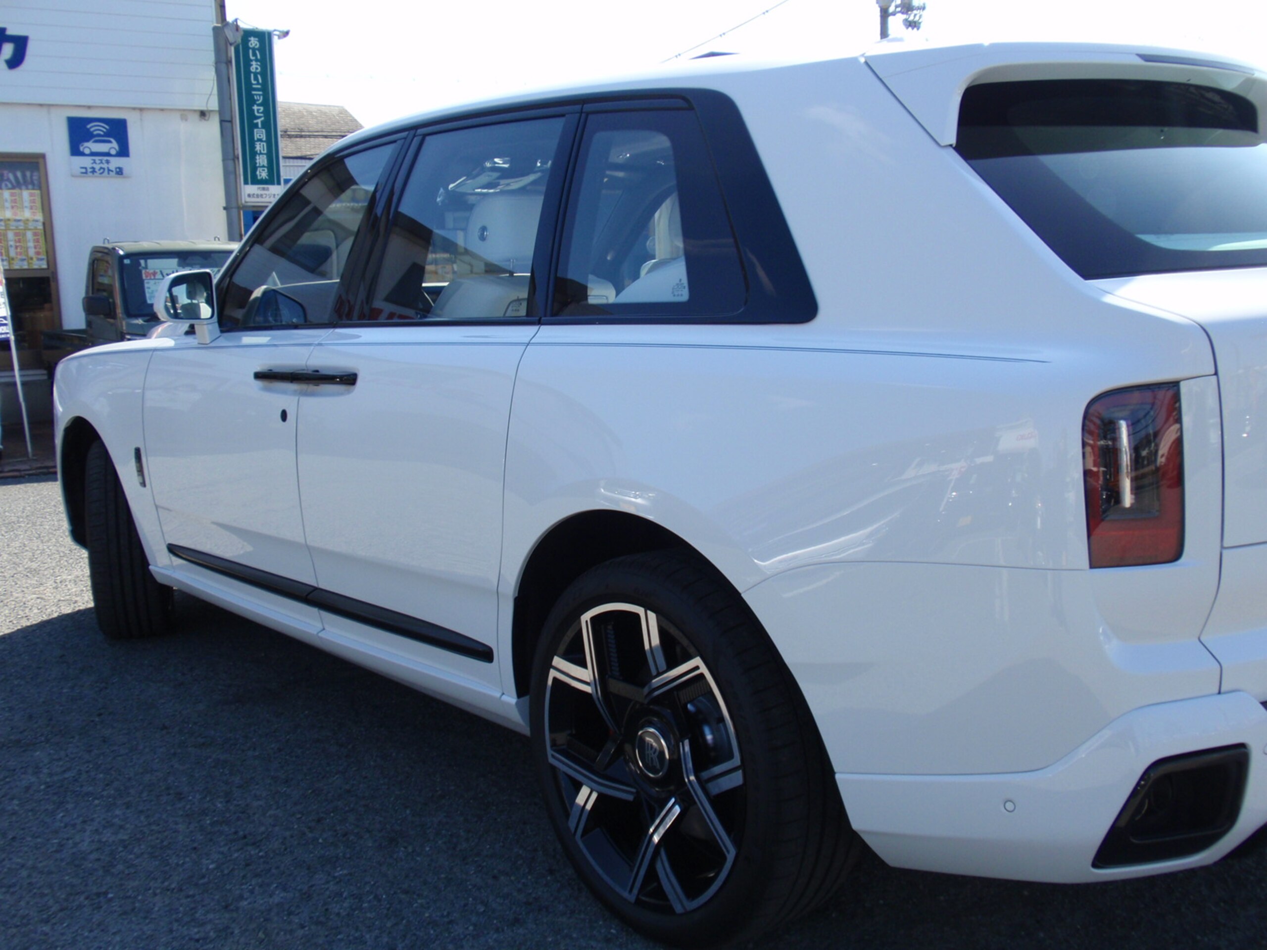 2026 Rolls-Royce Cullinan Black Badge — Photo 43 / 70