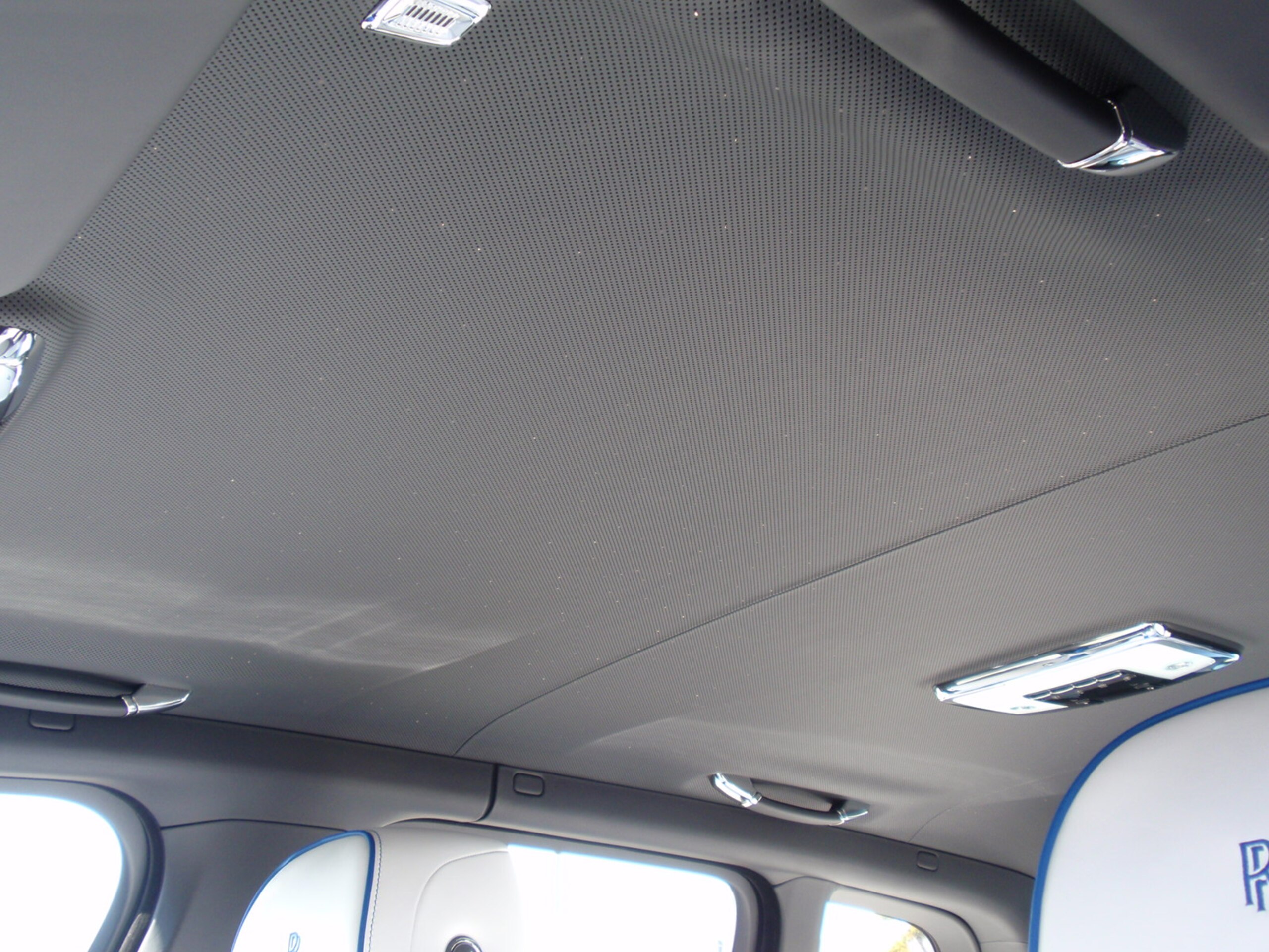 2026 Rolls-Royce Cullinan Black Badge — Photo 46 / 70