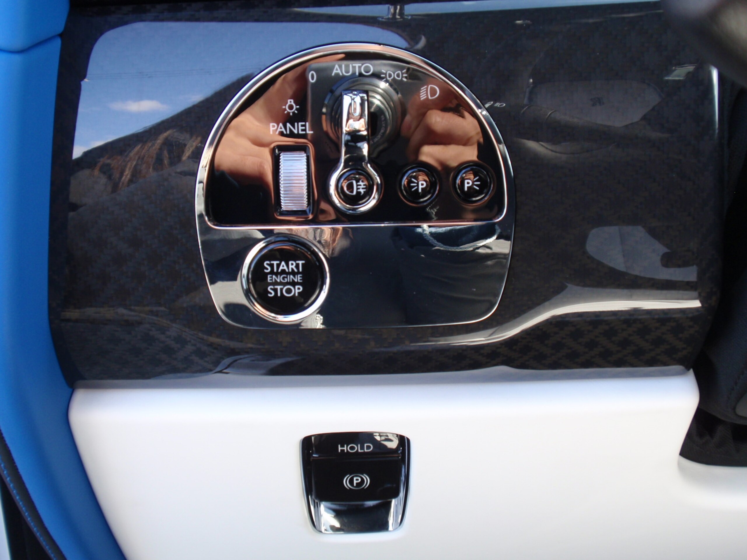 2026 Rolls-Royce Cullinan Black Badge — Photo 53 / 70