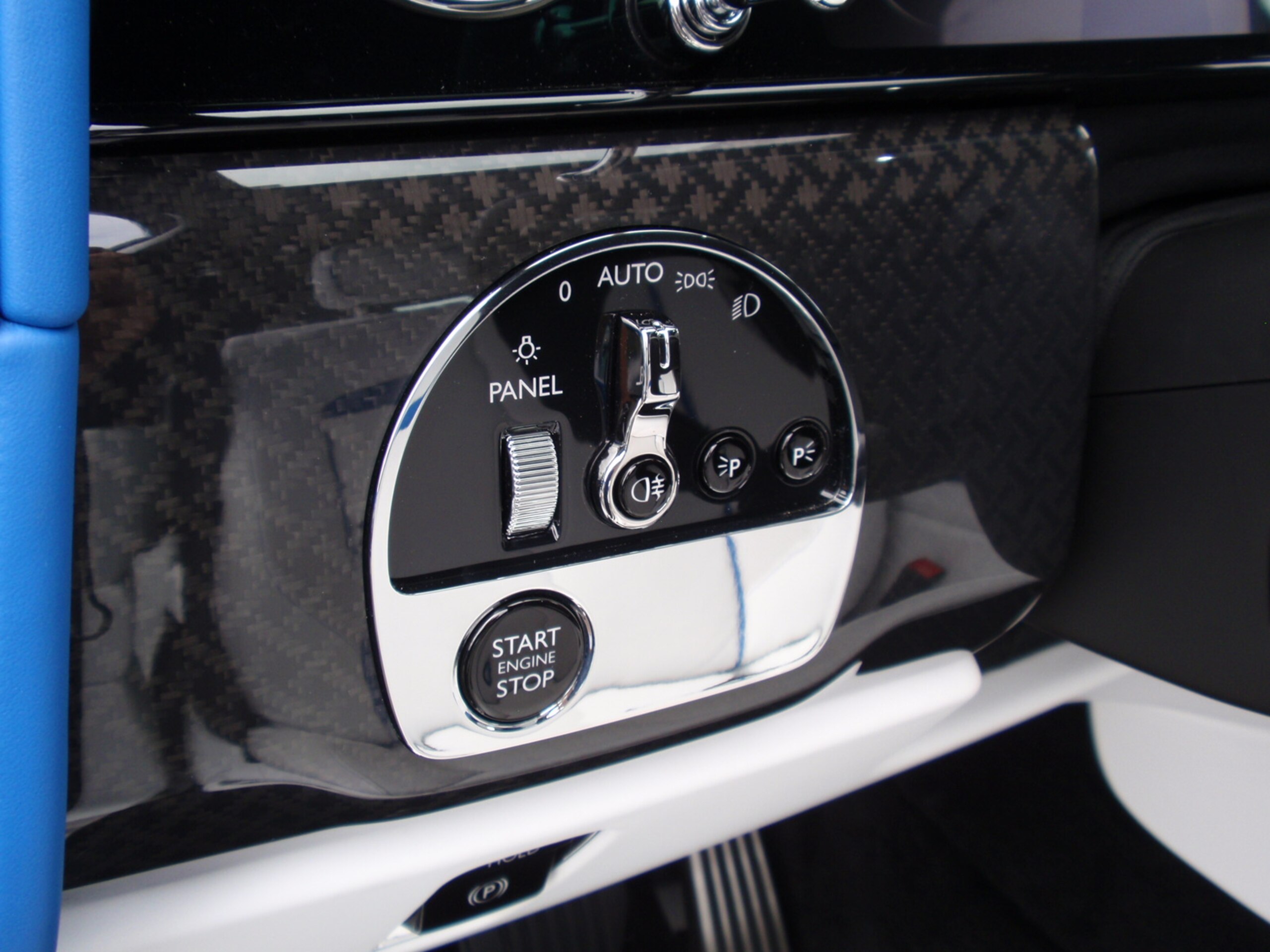 2026 Rolls-Royce Cullinan Black Badge — Photo 57 / 70