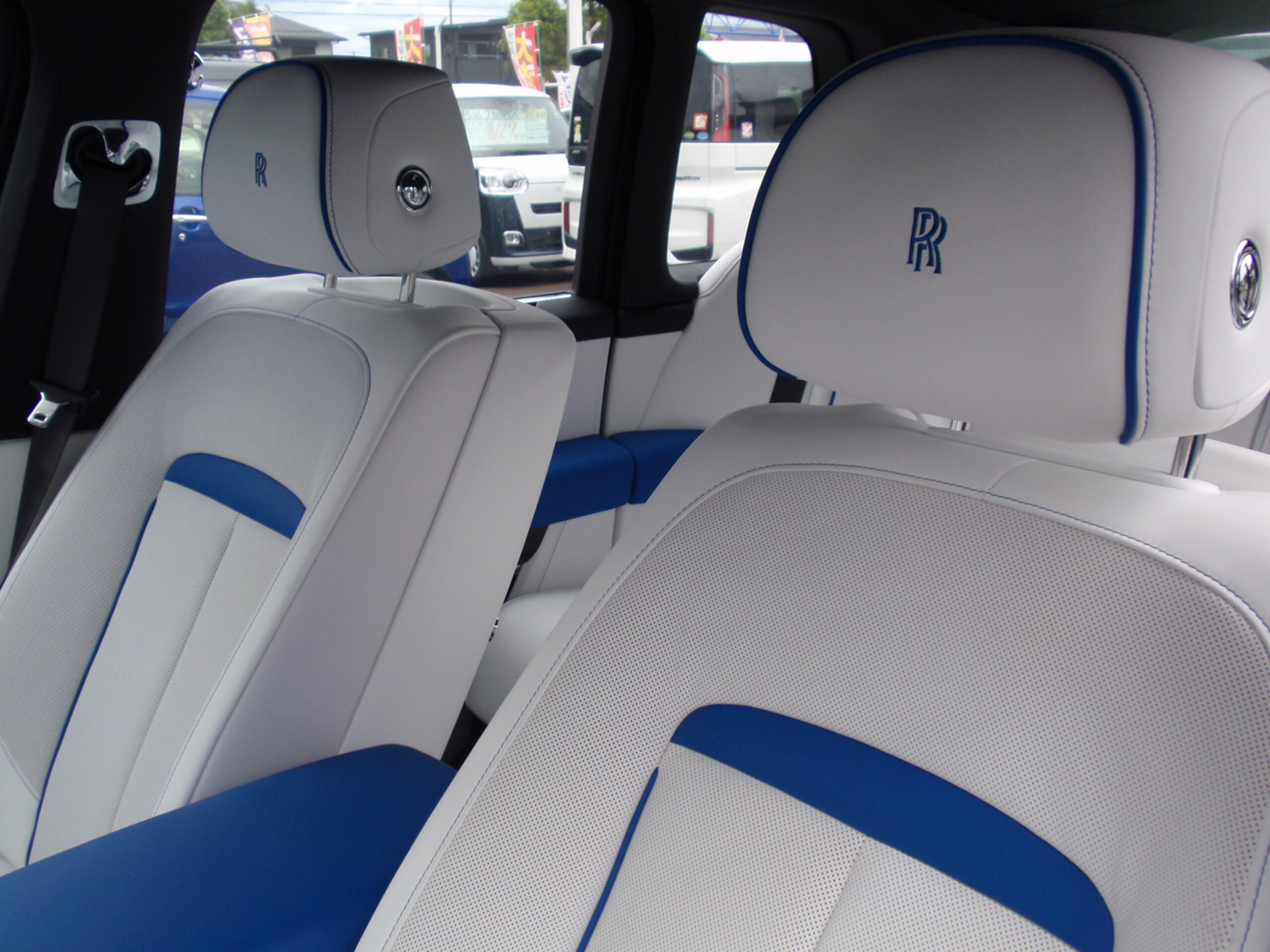 2026 Rolls-Royce Cullinan Black Badge — Photo 65 / 70