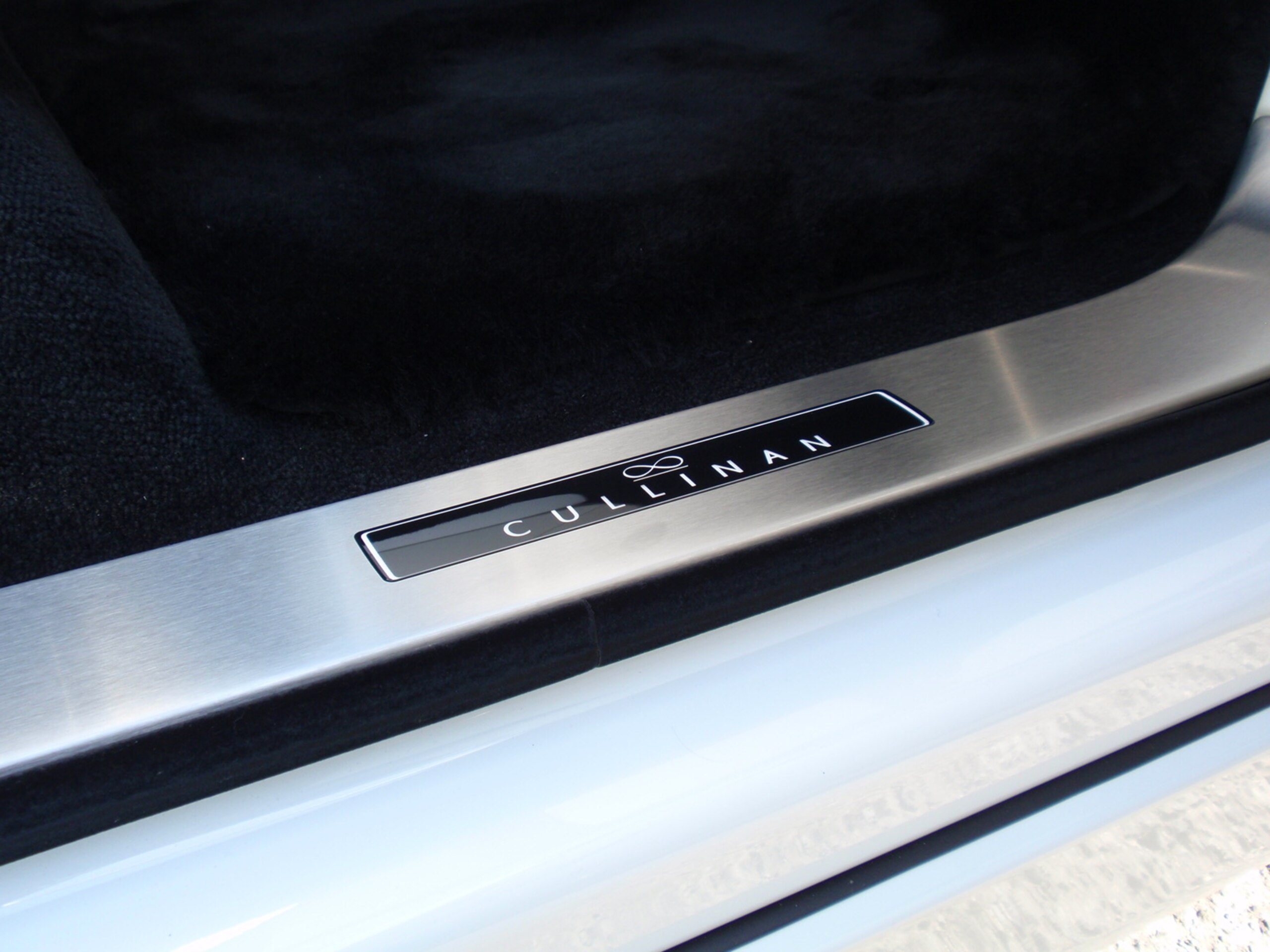 2026 Rolls-Royce Cullinan Black Badge — Photo 68 / 70