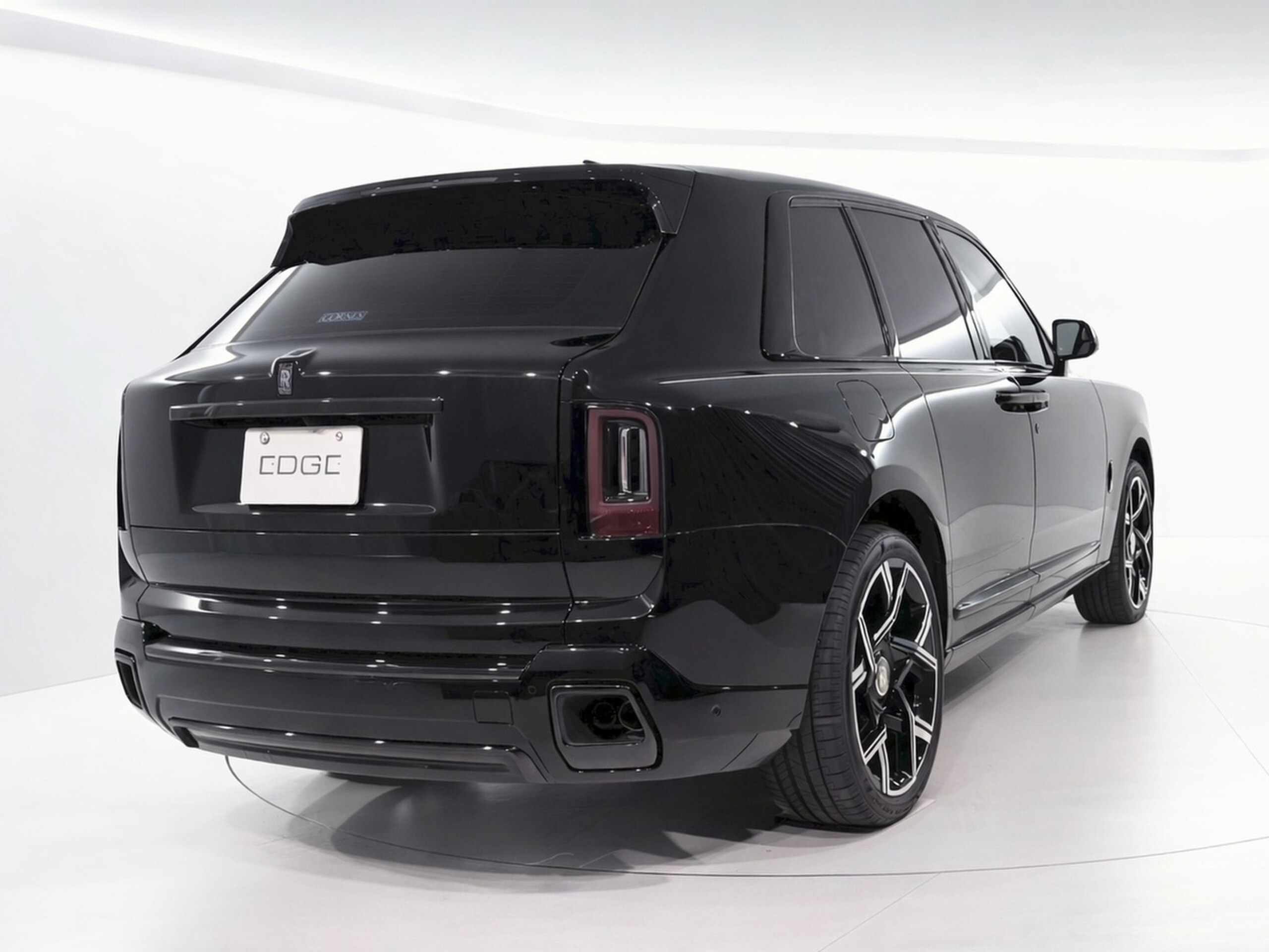 2026 Rolls-Royce Cullinan Black Badge — Photo 12 / 59