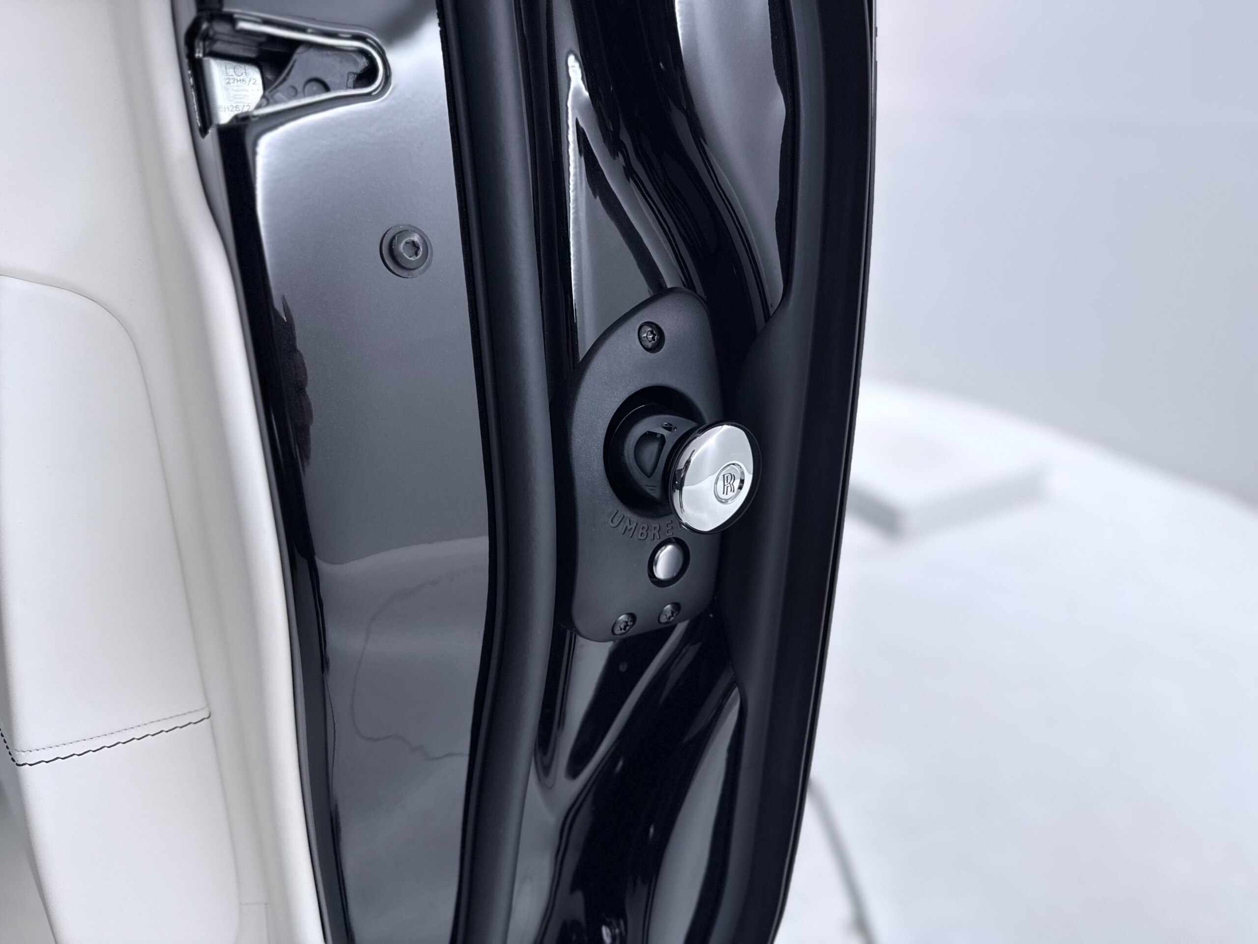 2026 Rolls-Royce Cullinan Black Badge — Photo 31 / 59