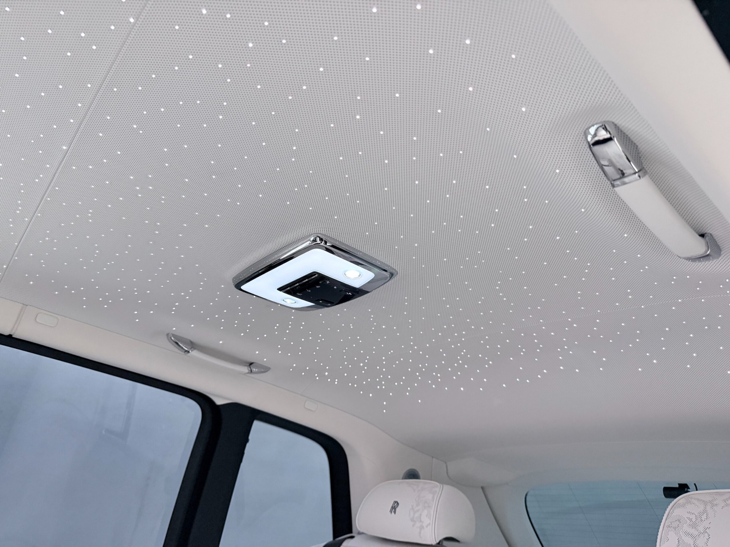 2026 Rolls-Royce Cullinan Black Badge — Photo 39 / 59