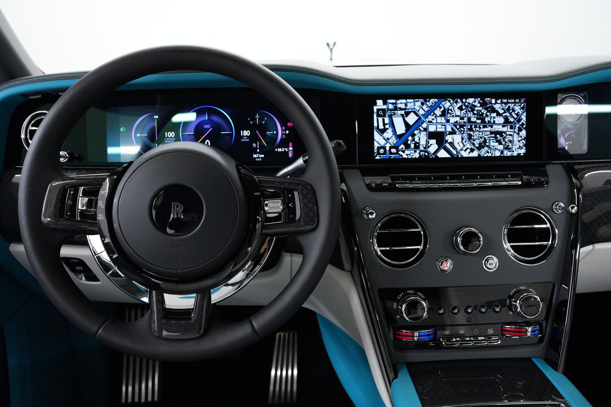 2026 Rolls-Royce Cullinan — Photo 9 / 41