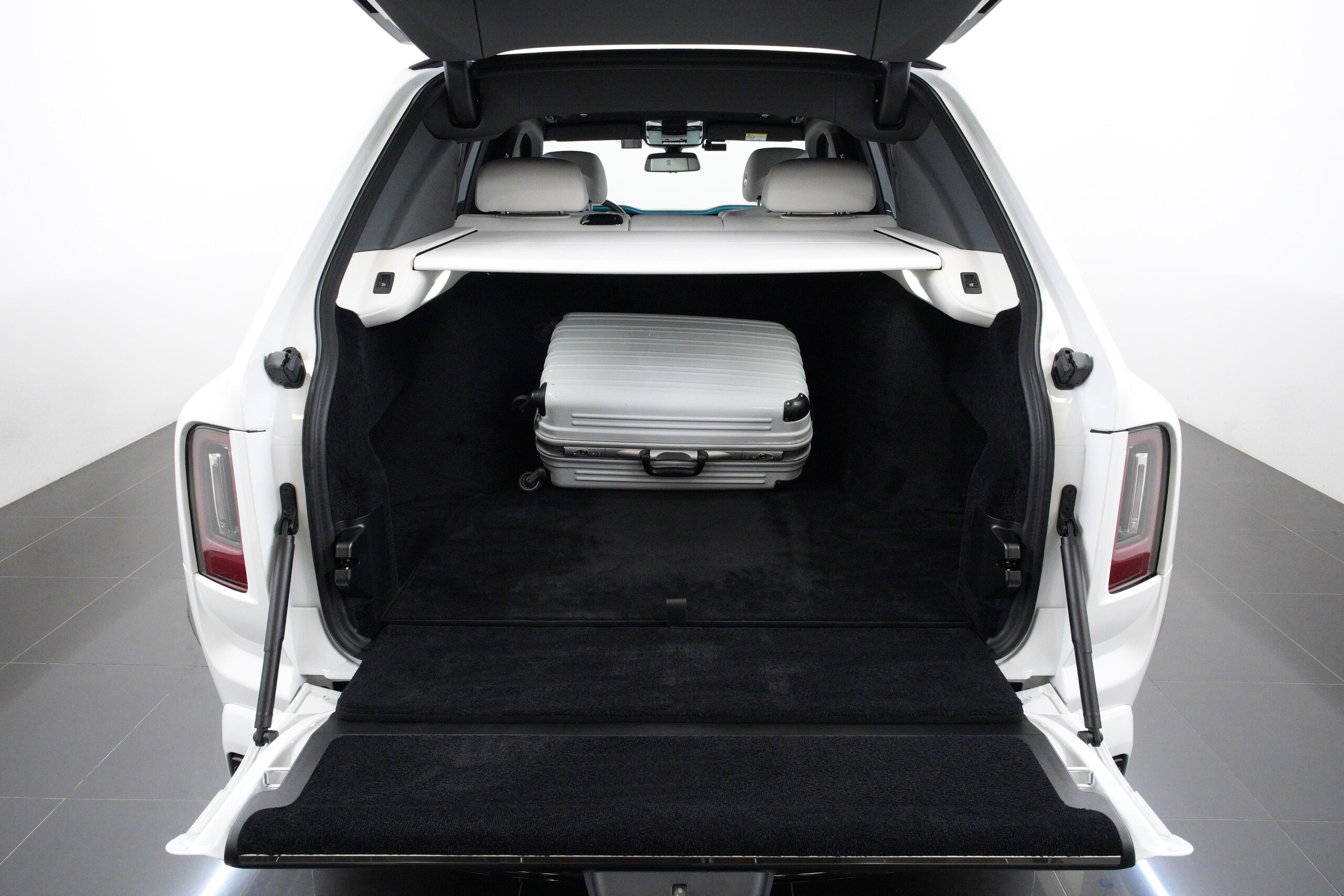 2026 Rolls-Royce Cullinan — Photo 20 / 41