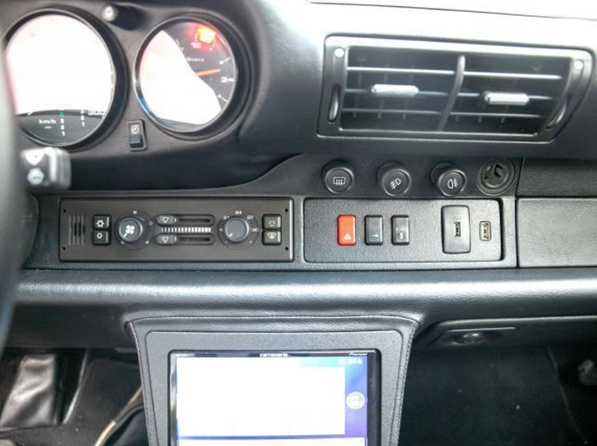1996 Porsche 911 Carrera — Photo 11 / 16
