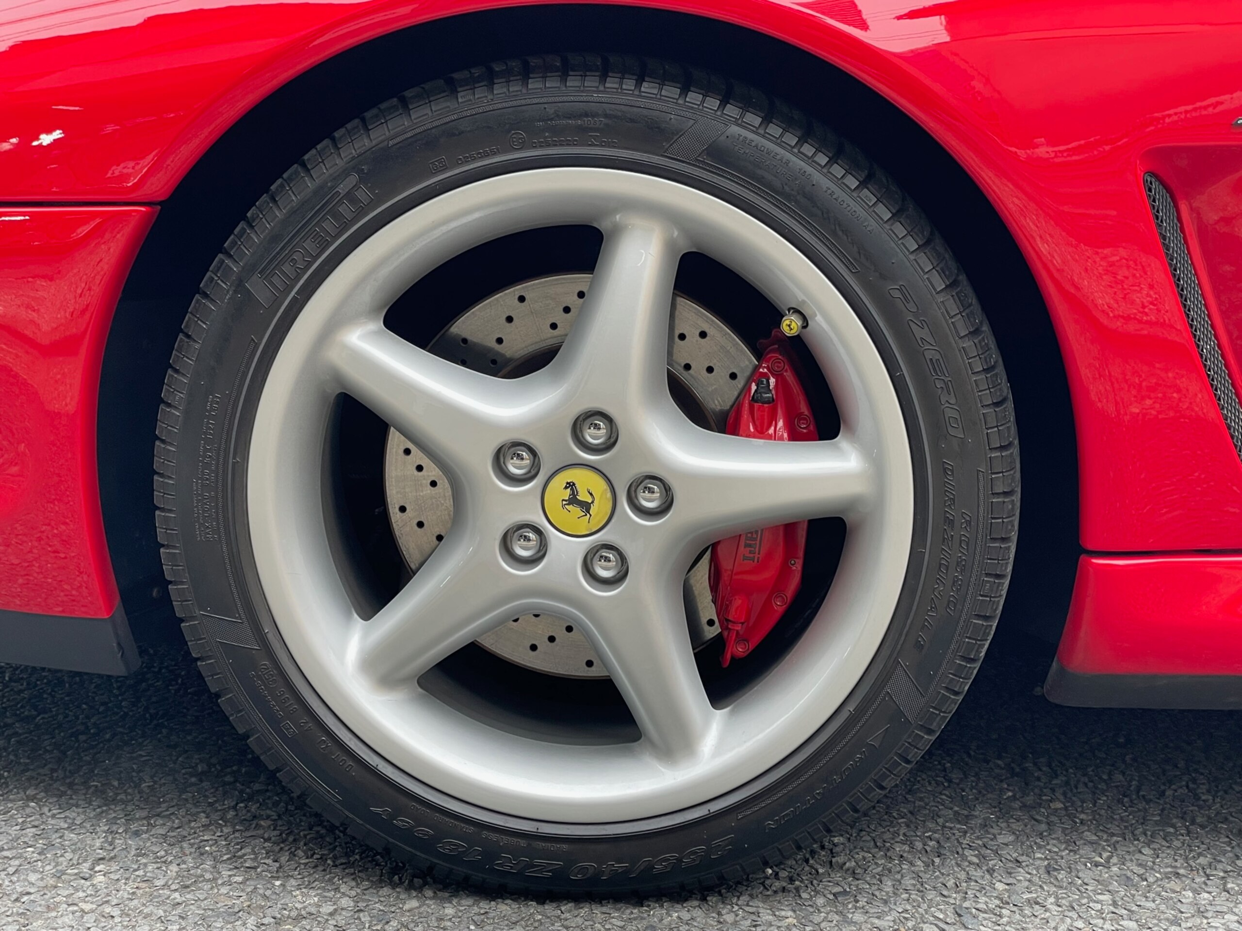 1997 Ferrari 550 Maranello — Photo 16 / 19