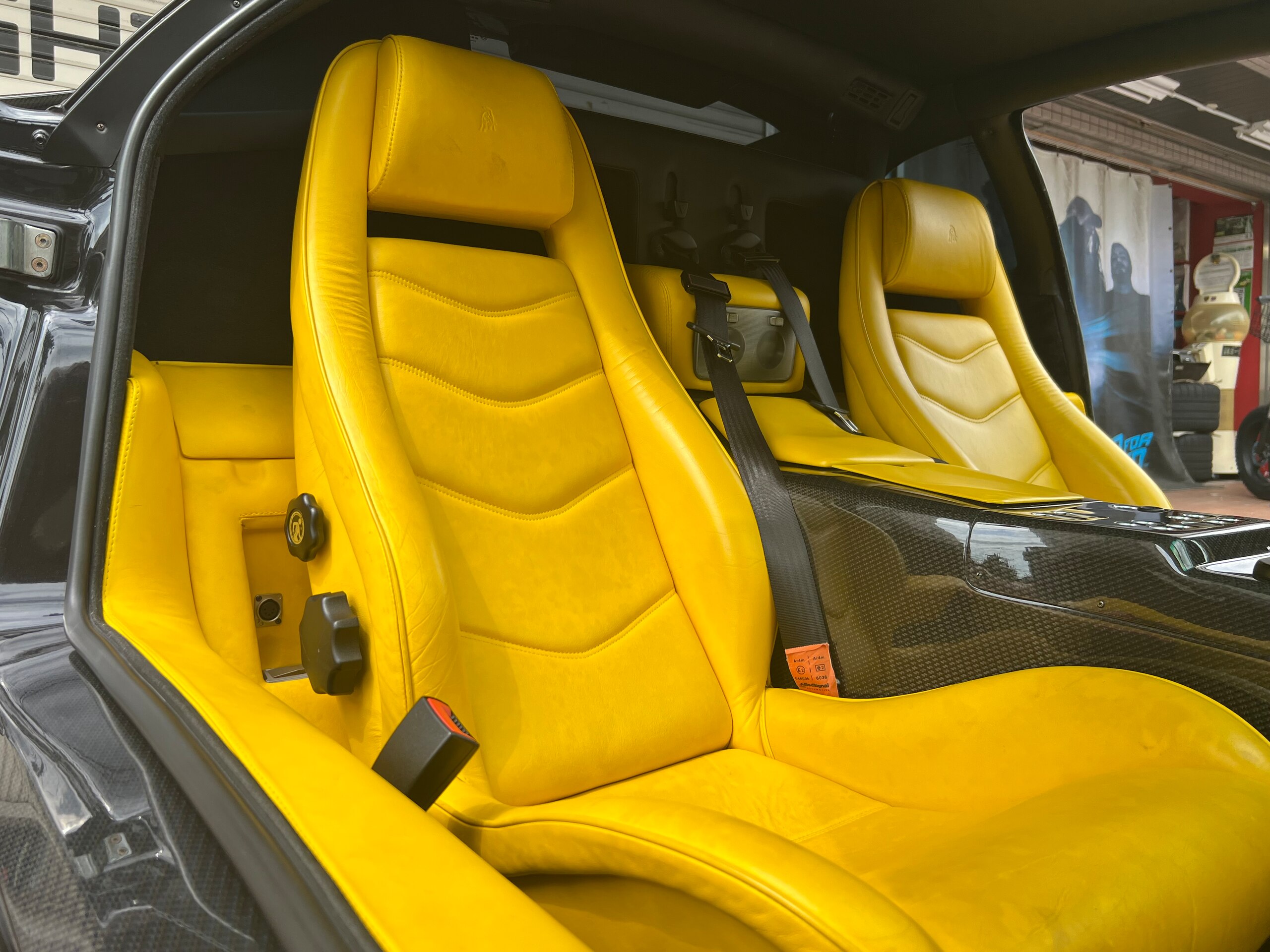 2001 Lamborghini Diablo VT 6.0 — Photo 13 / 18