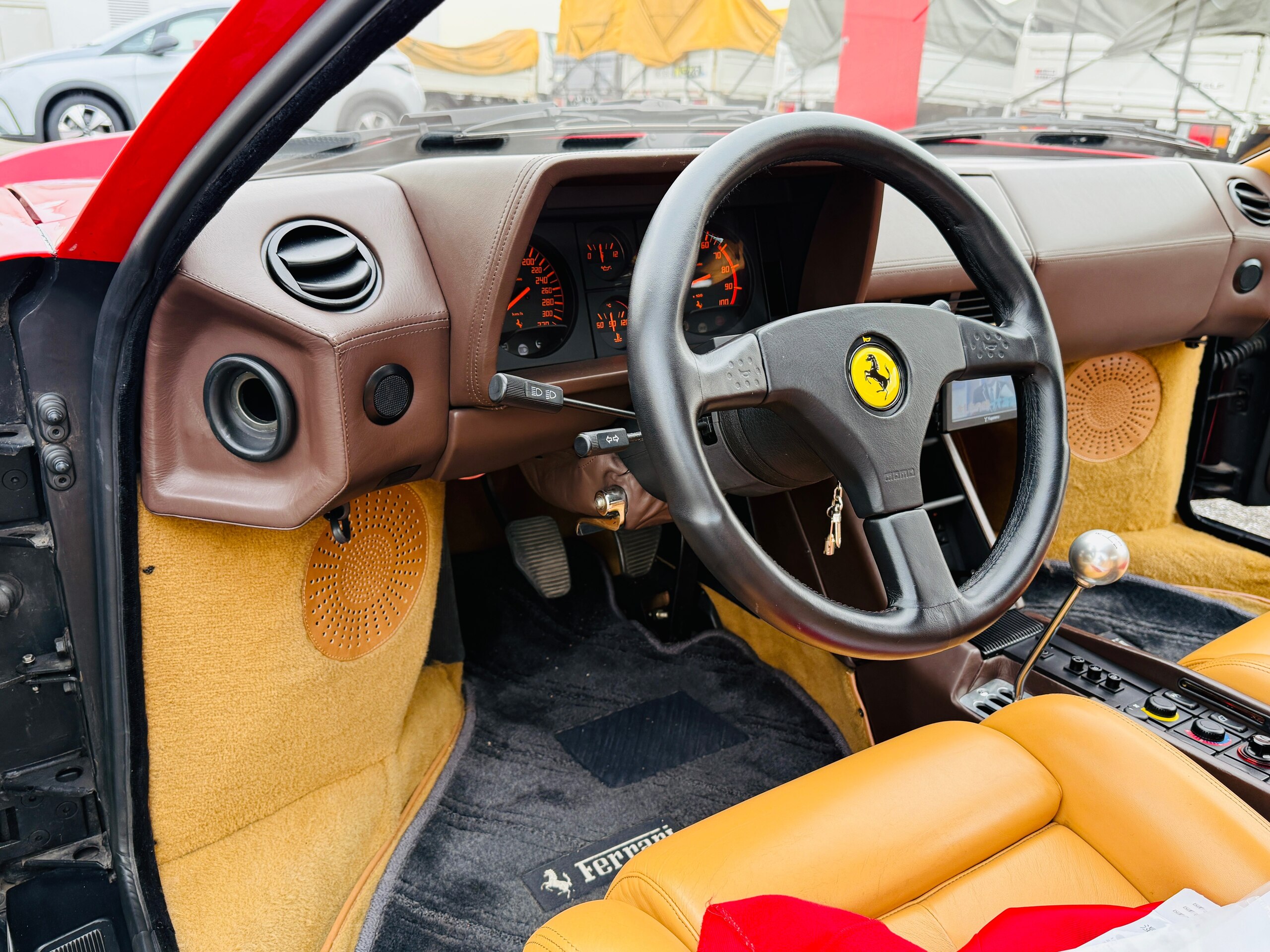 1991 Ferrari Testarossa — Photo 8 / 18