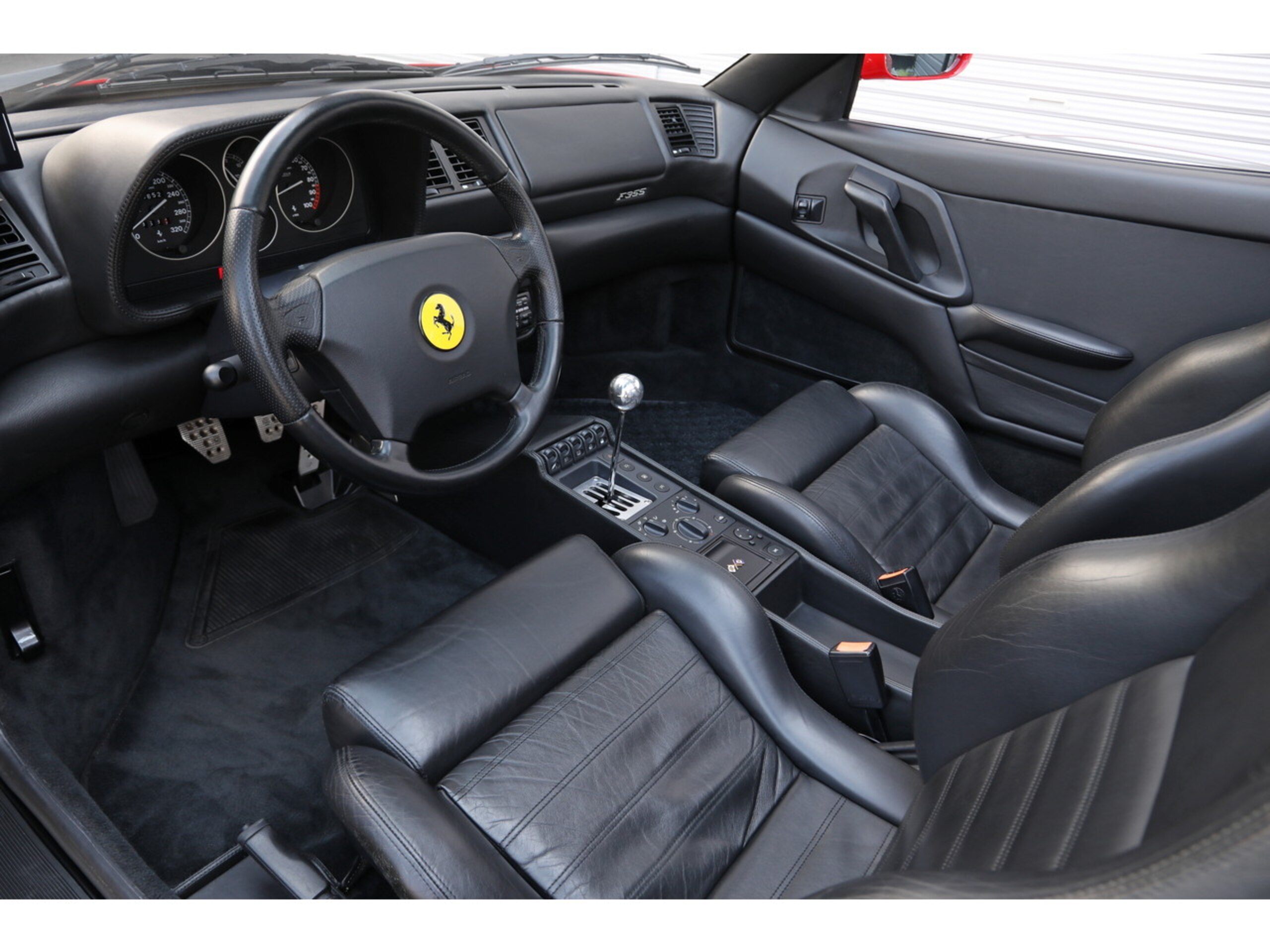 1997 Ferrari F355 GTS — Photo 8 / 22