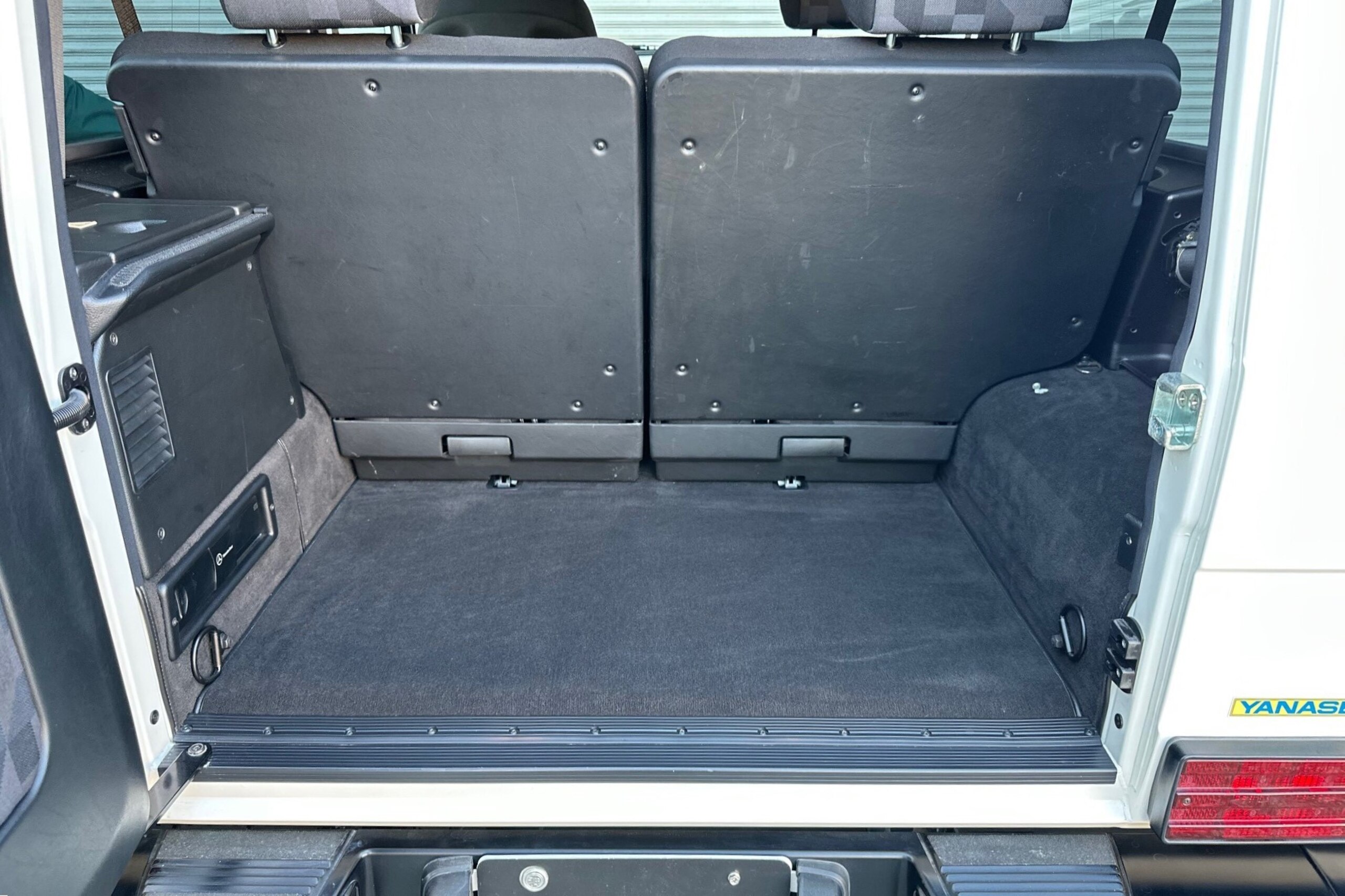 2004 Mercedes Benz G320 — Photo 17 / 17