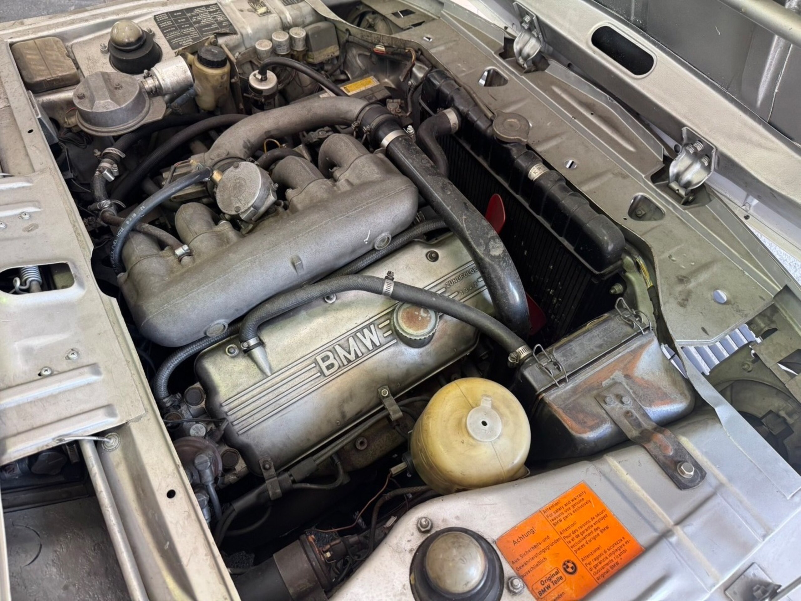 1975 BMW 2002 Turbo — Photo 17 / 19