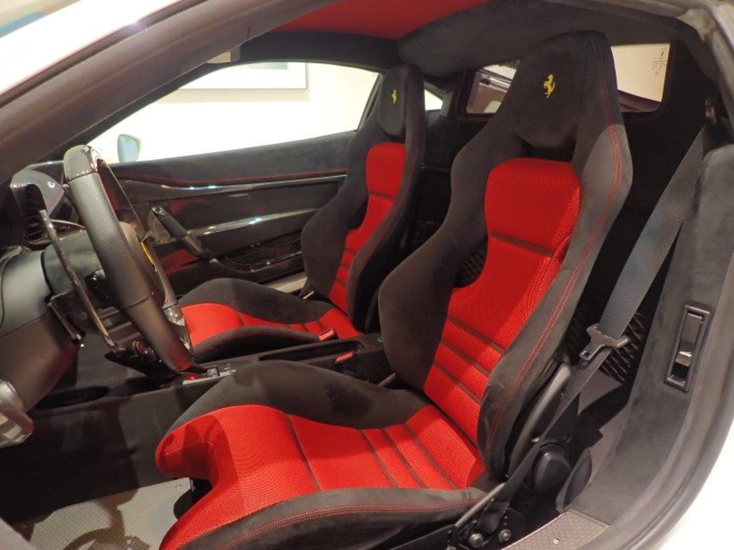 2015 Ferrari 458 Speciale — Photo 9 / 15