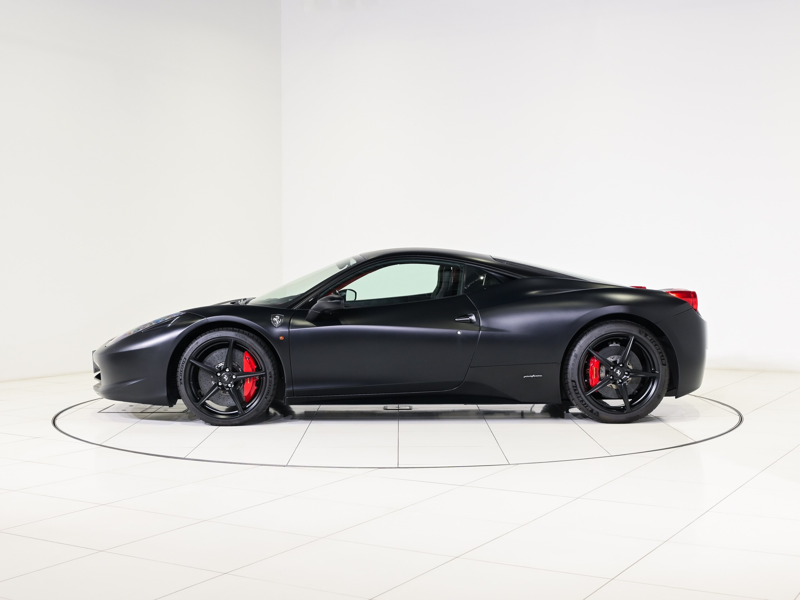 2010 Ferrari 458 Italia F1 DCT — Photo 7 / 22