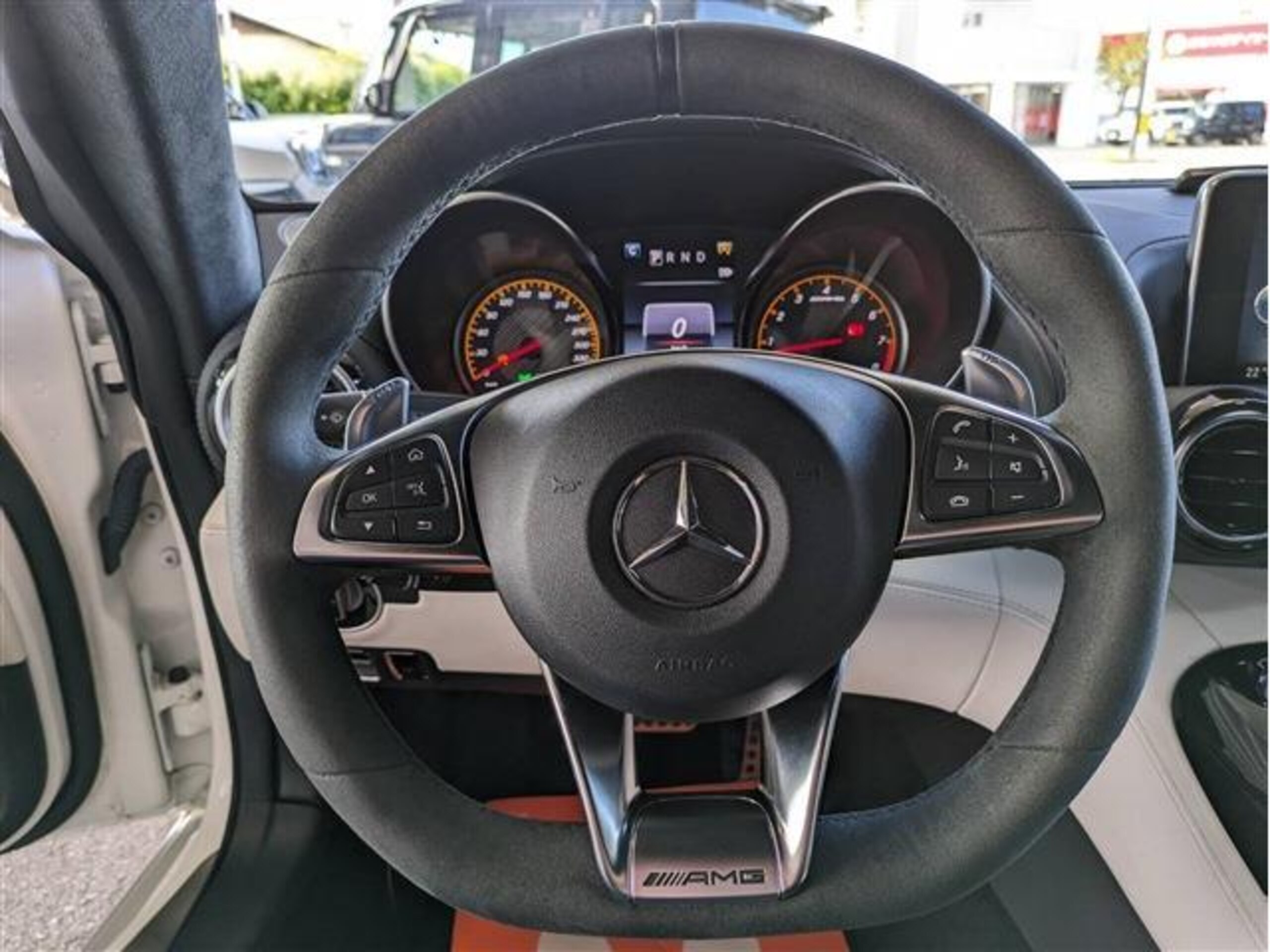 2015 Mercedes Benz AMG GT S — Photo 8 / 15