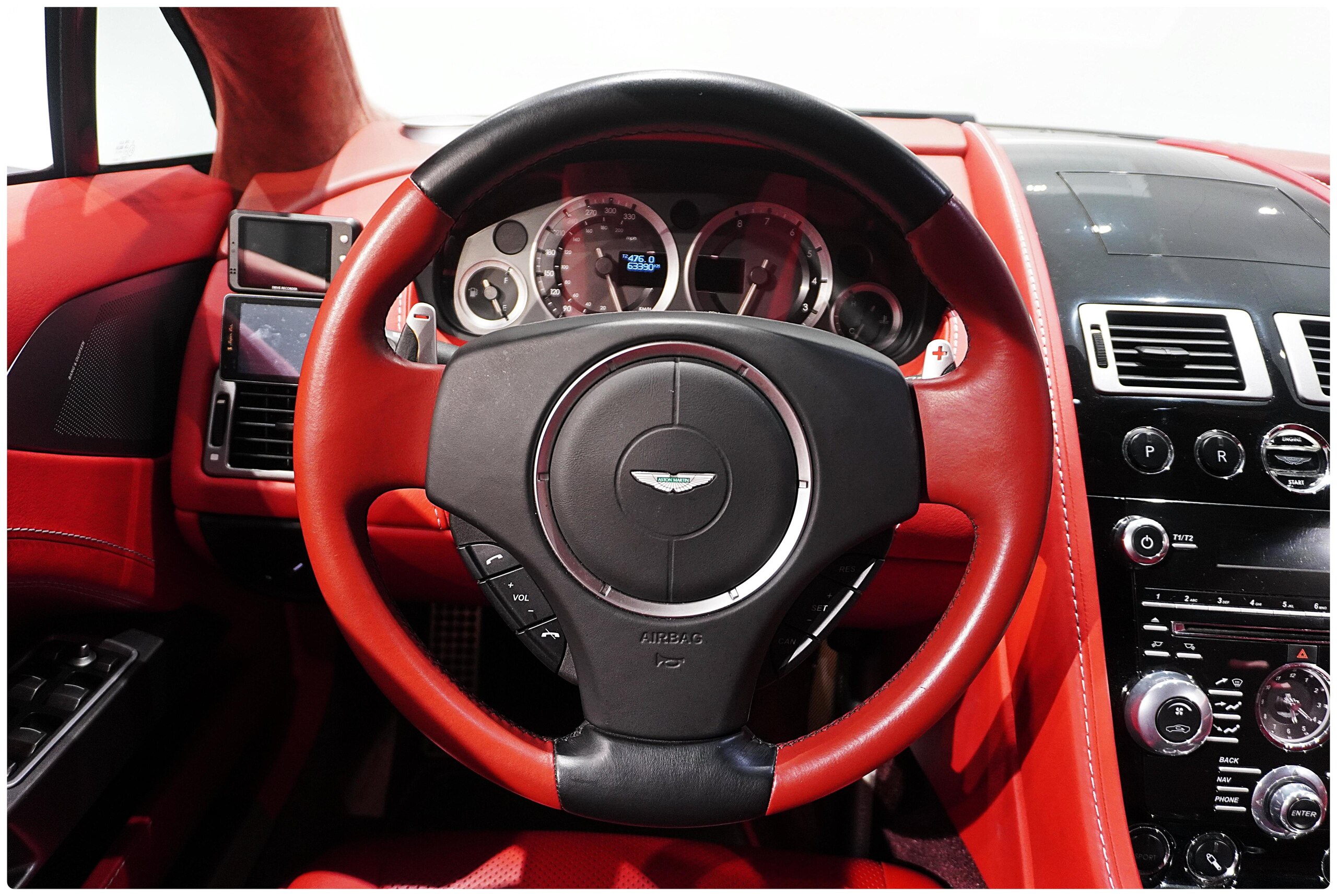 2013 Aston Martin Rapide — Photo 9 / 22