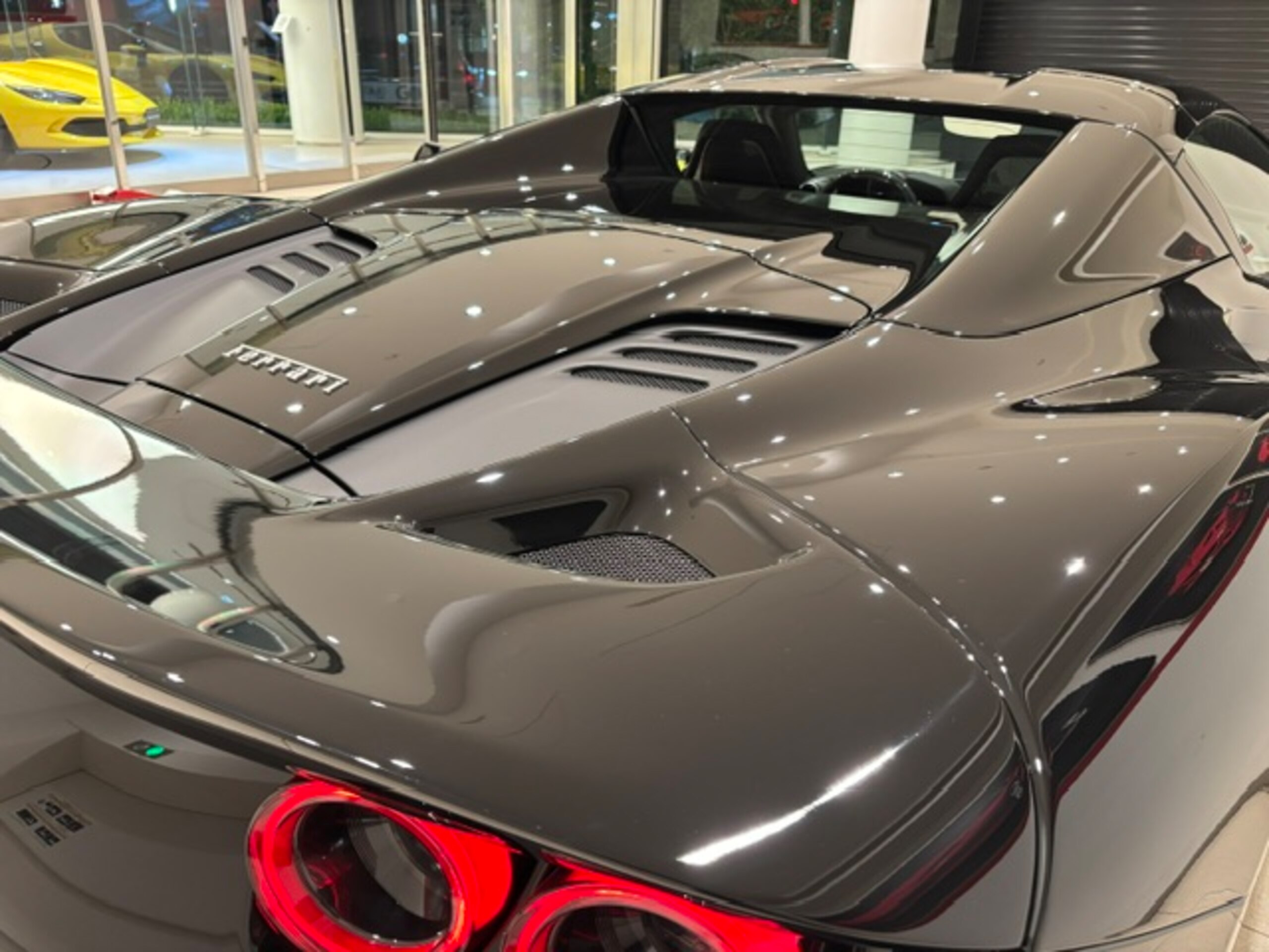 2022 Ferrari F8 Spider — Photo 24 / 26