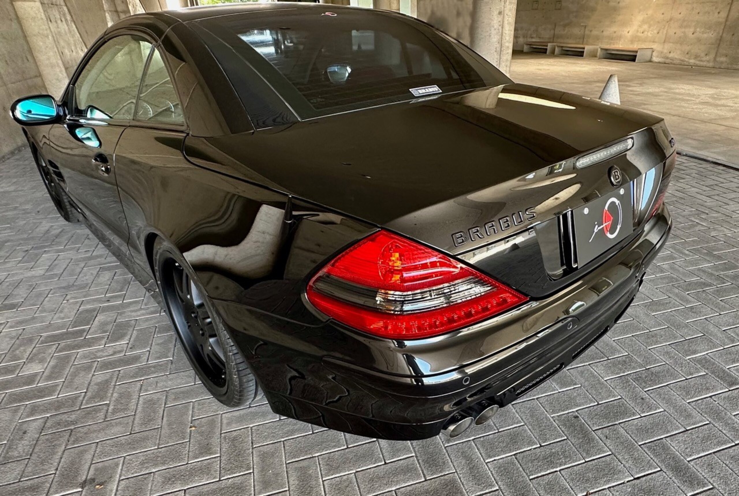2001 Mercedes Benz SL500 BRABUS 6.1 — Photo 9 / 18