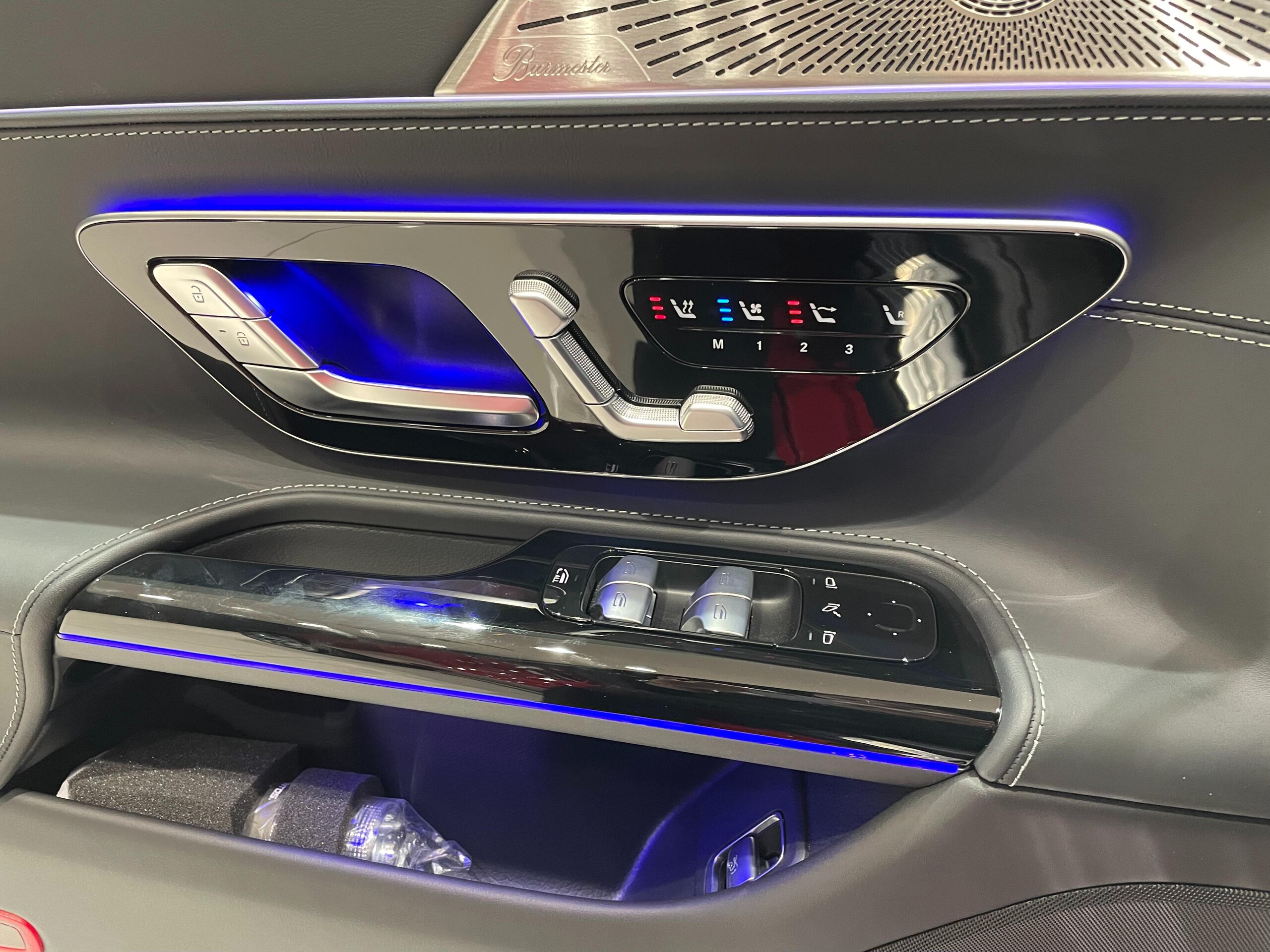 2024 Mercedes Benz SL43 AMG — Photo 11 / 16