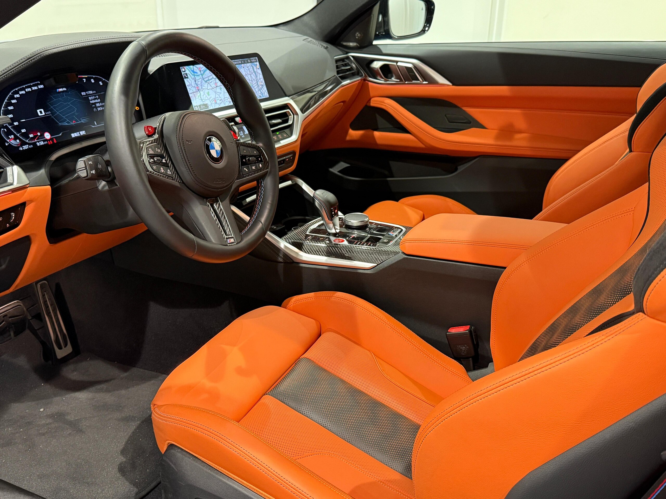2022 BMW M4 Competition — Photo 10 / 26