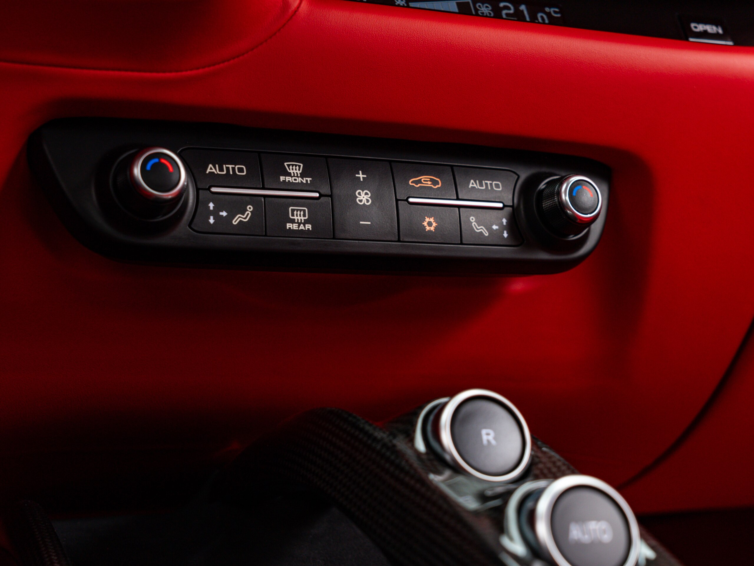 2022 Ferrari 812GTS — Photo 30 / 51