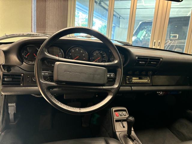 1991 Porsche 911 Carrera 2 — Photo 7 / 17
