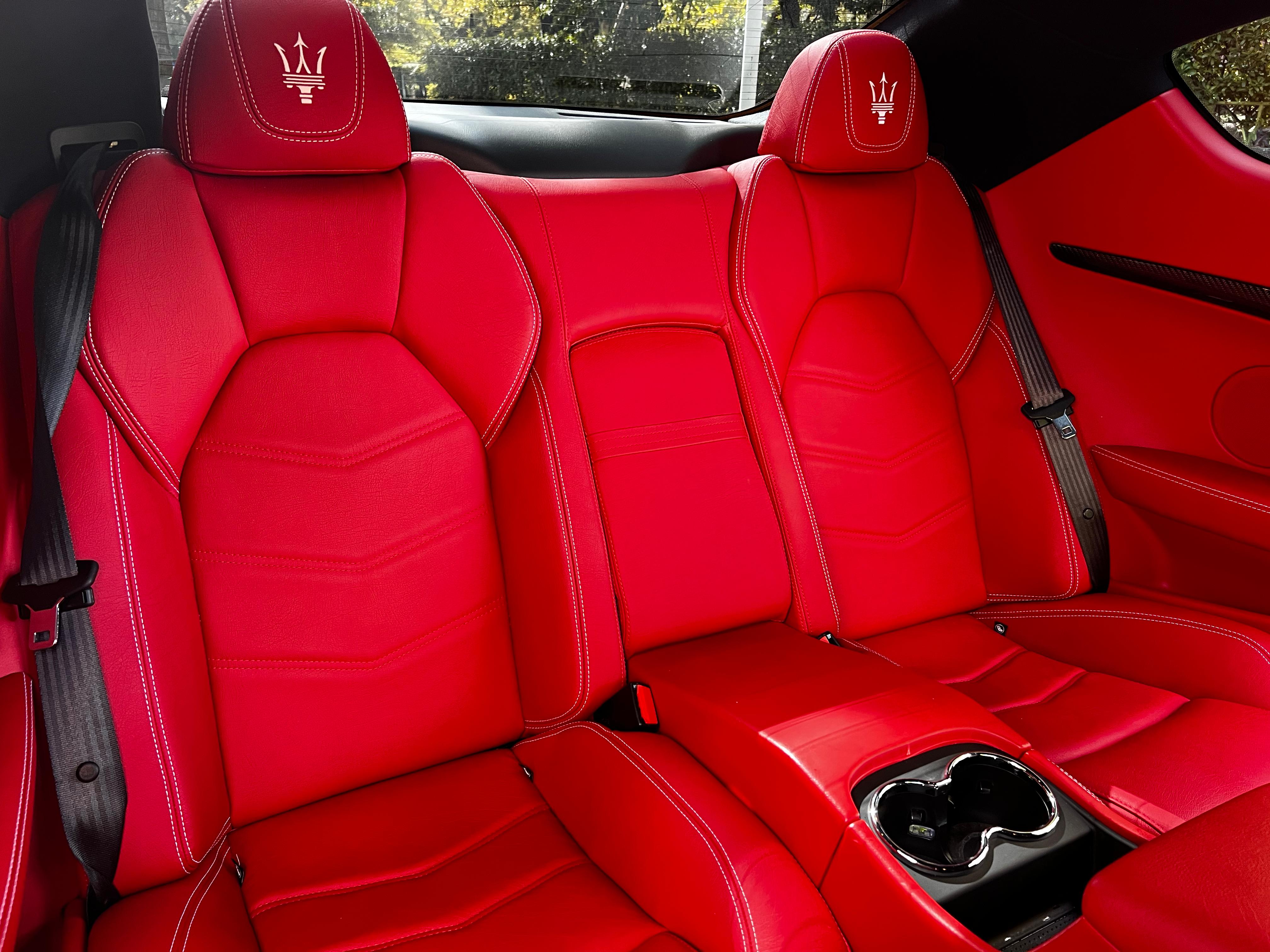 2015 Maserati GranTurismo Sport — Photo 16 / 16