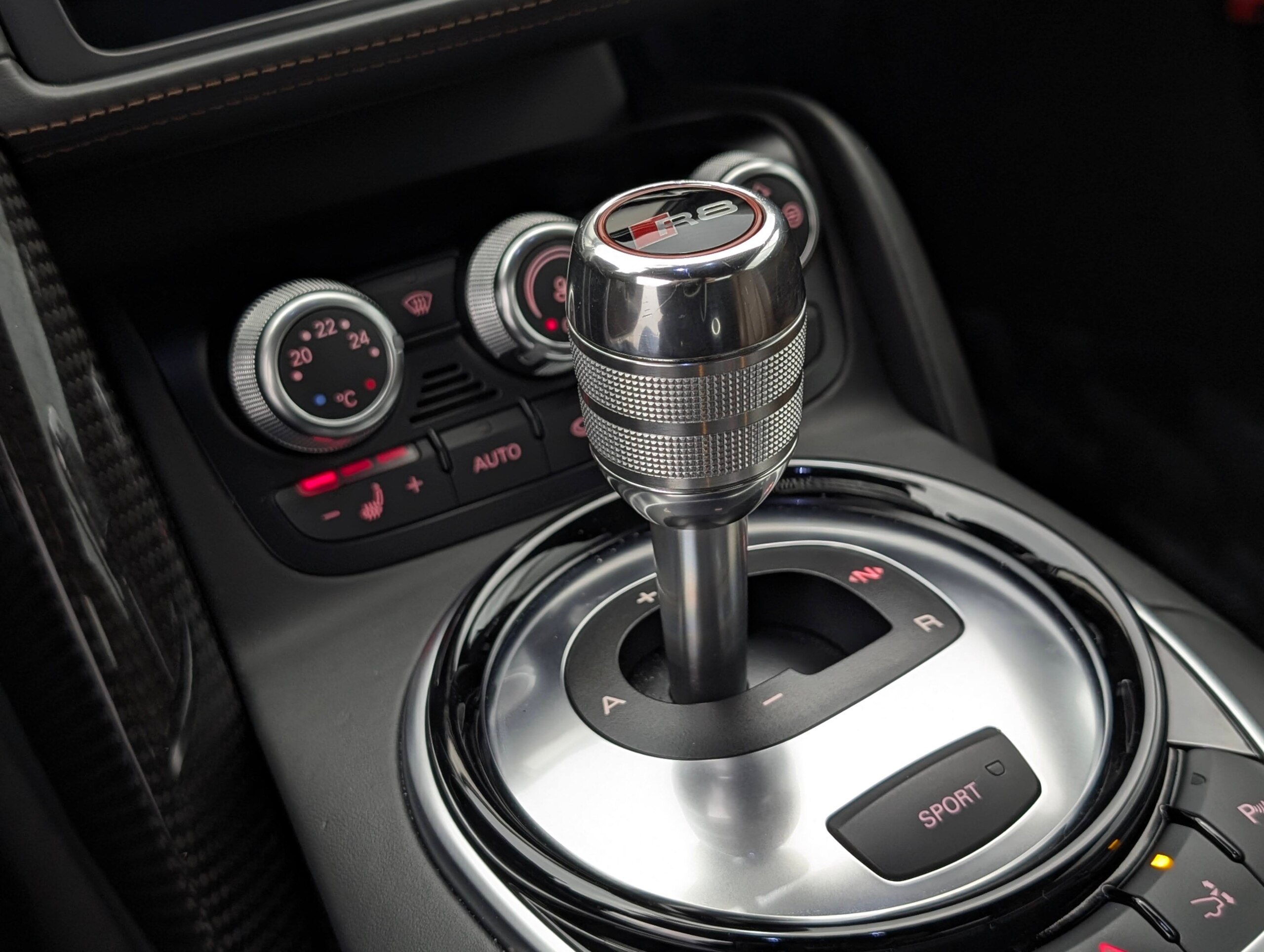 2014 Audi R8 5.2 FSI Quattro — Photo 13 / 22