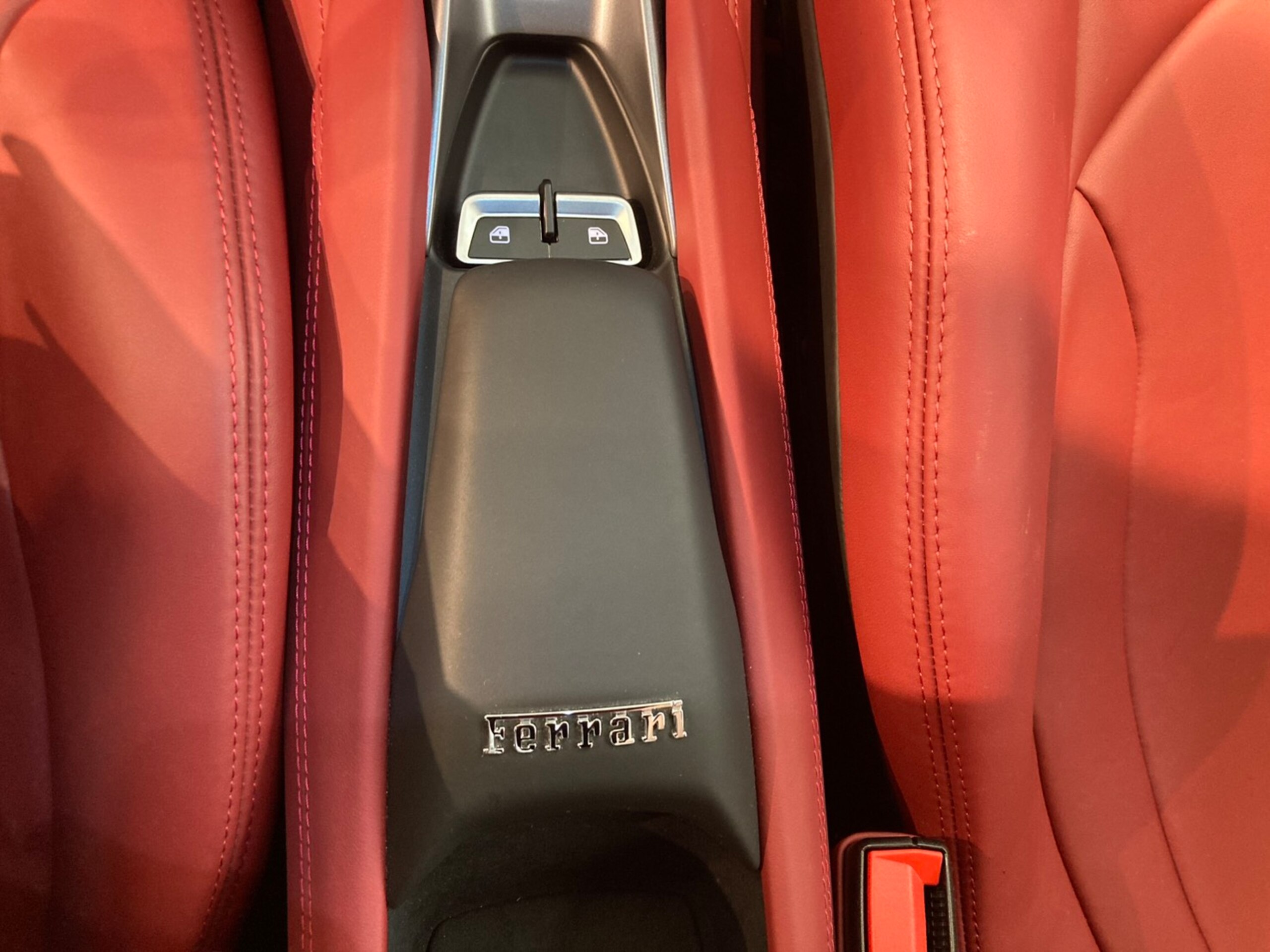 2020 Ferrari F8 Tributo — Photo 24 / 31