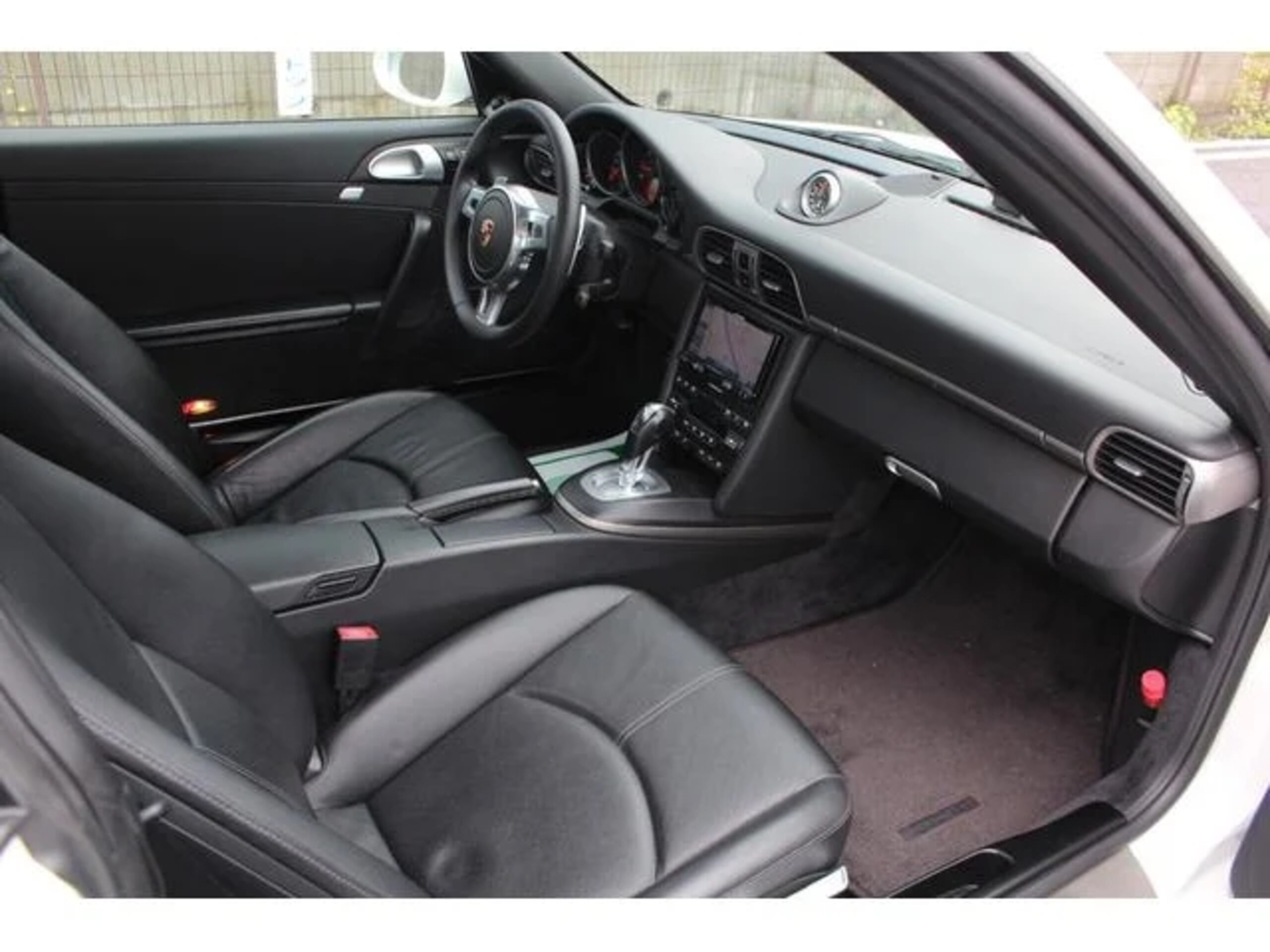 2008 Porsche 911 Carrera — Photo 15 / 19