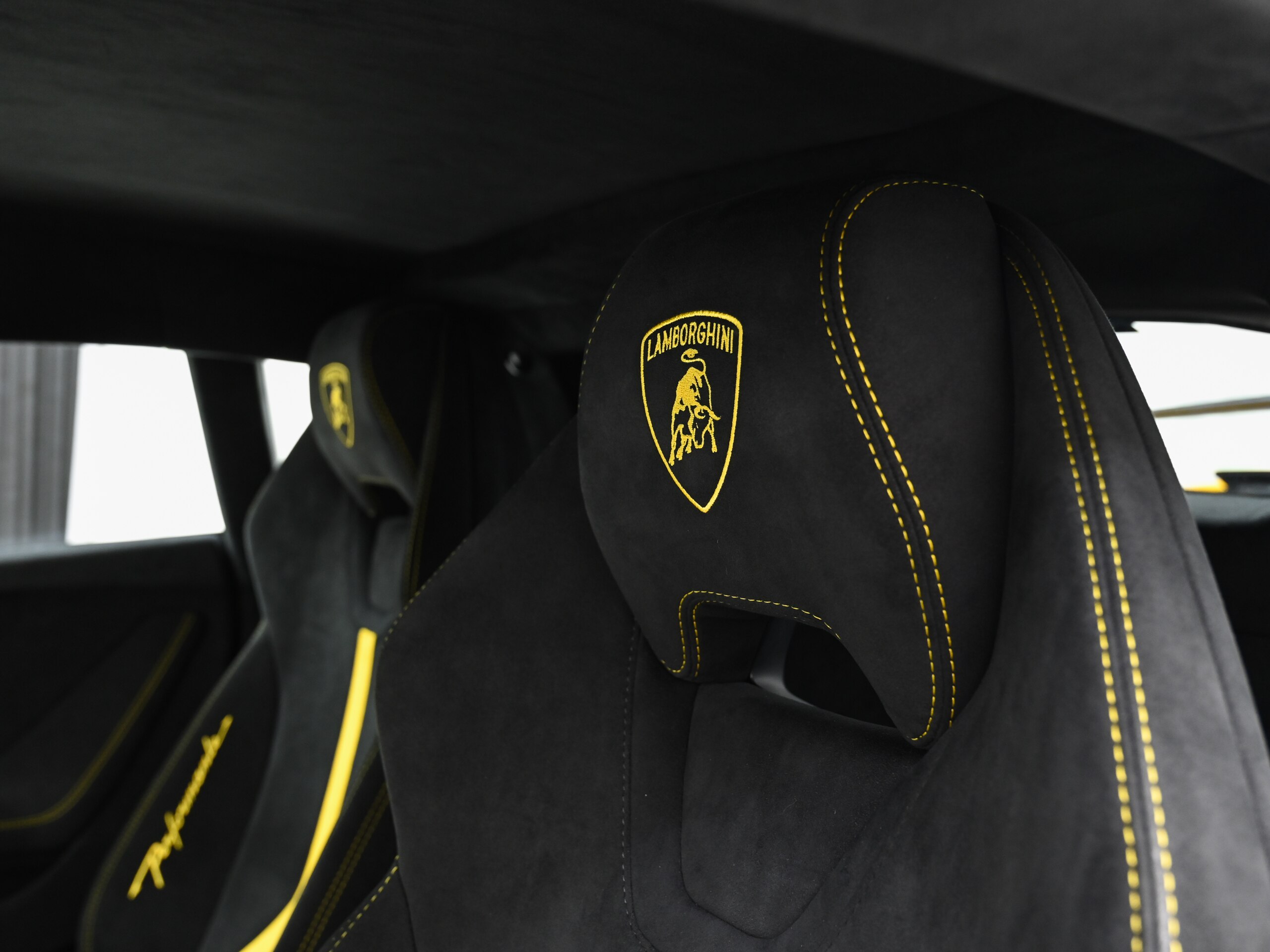 2019 Lamborghini Huracán Performante — Photo 17 / 24