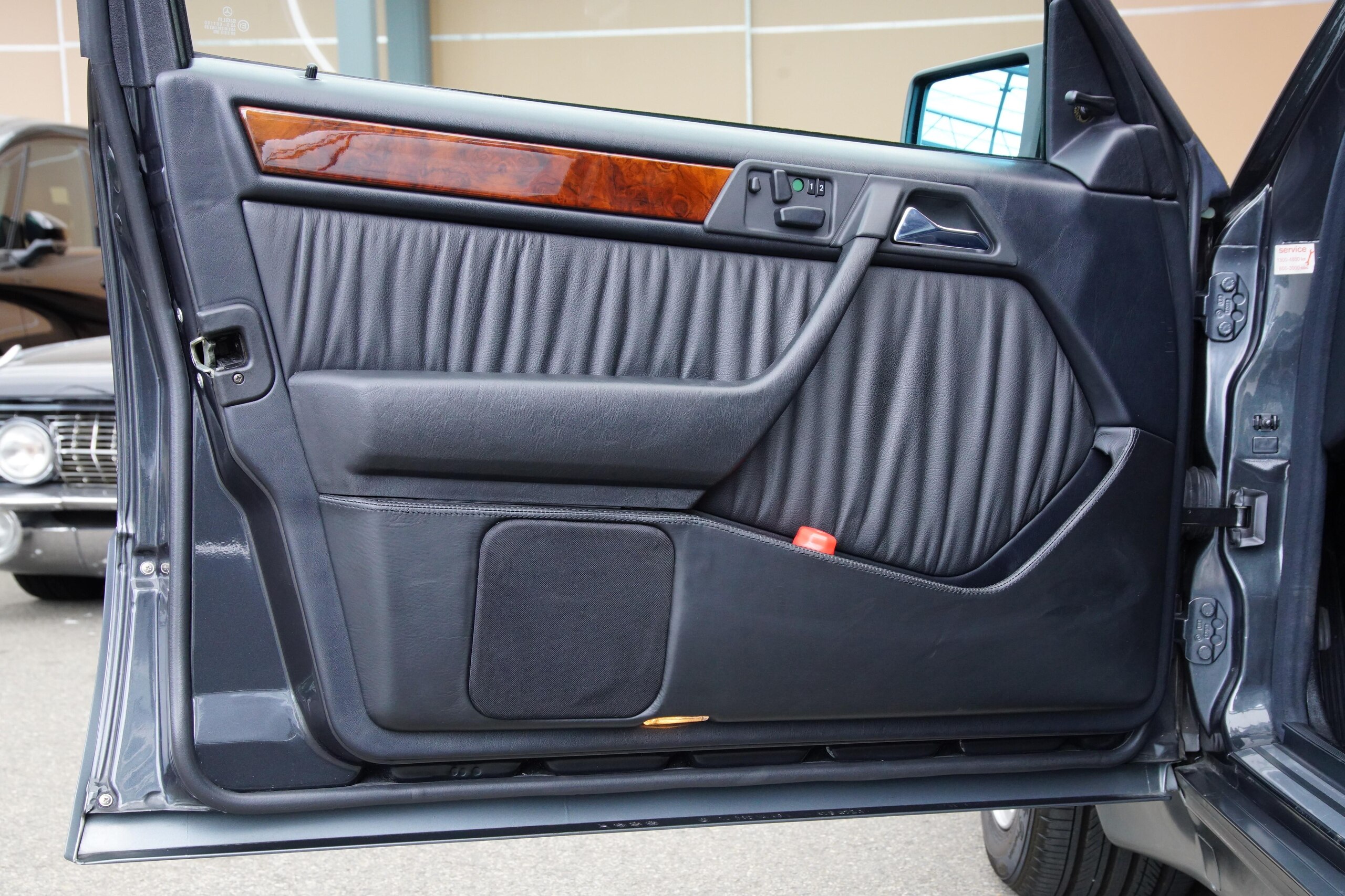 1992 Mercedes Benz E500 — Photo 7 / 20