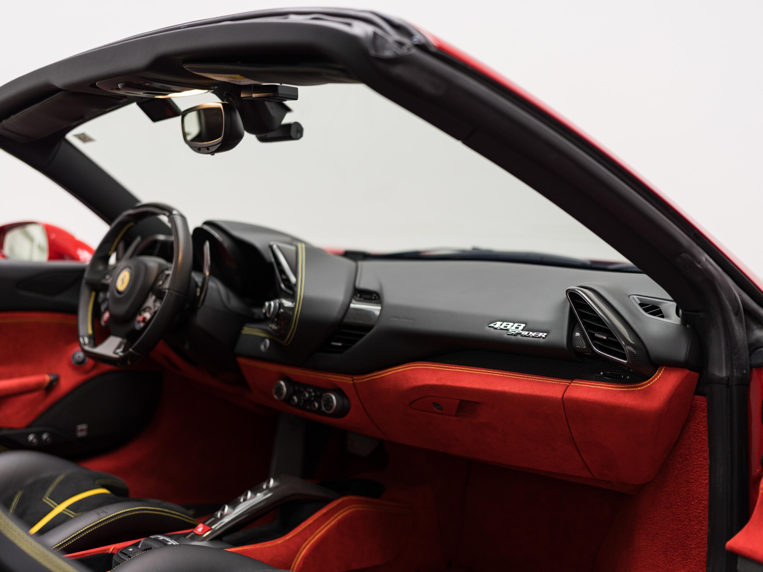 2016 Ferrari 488 Spider — Photo 20 / 30