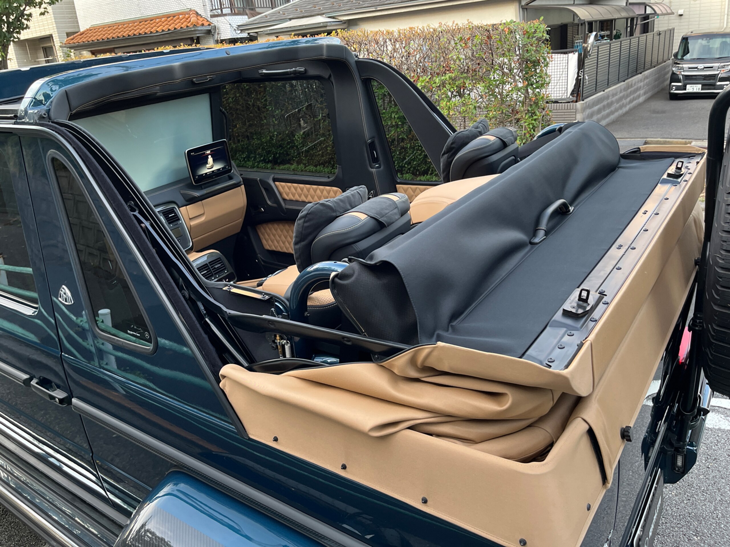 2018 Mercedes Benz Maybach G650 Landaulet — Photo 7 / 22