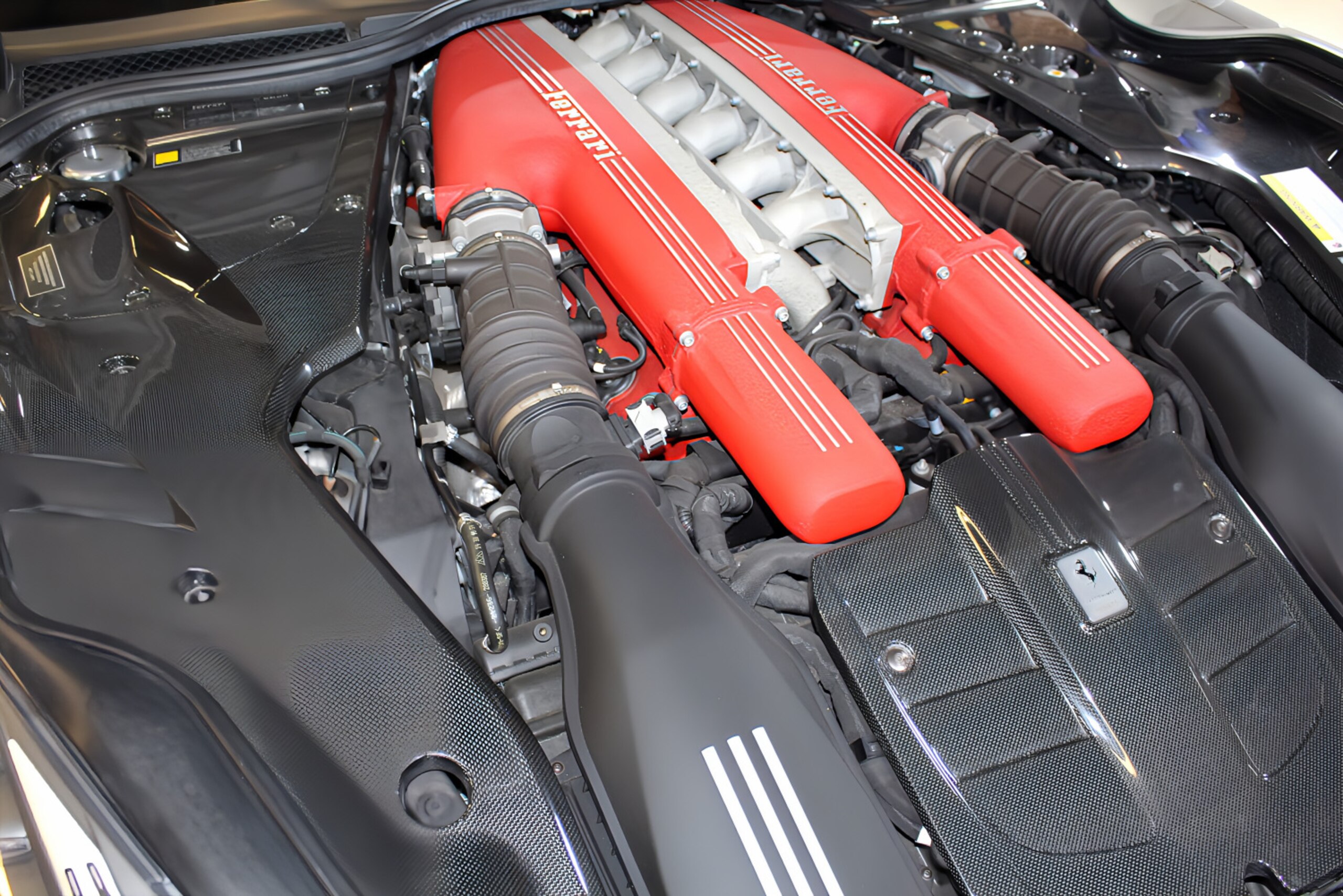 2013 Ferrari F12 Berlinetta — Photo 45 / 48