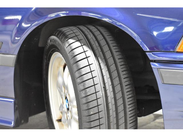 1995 BMW 318is — Photo 13 / 29