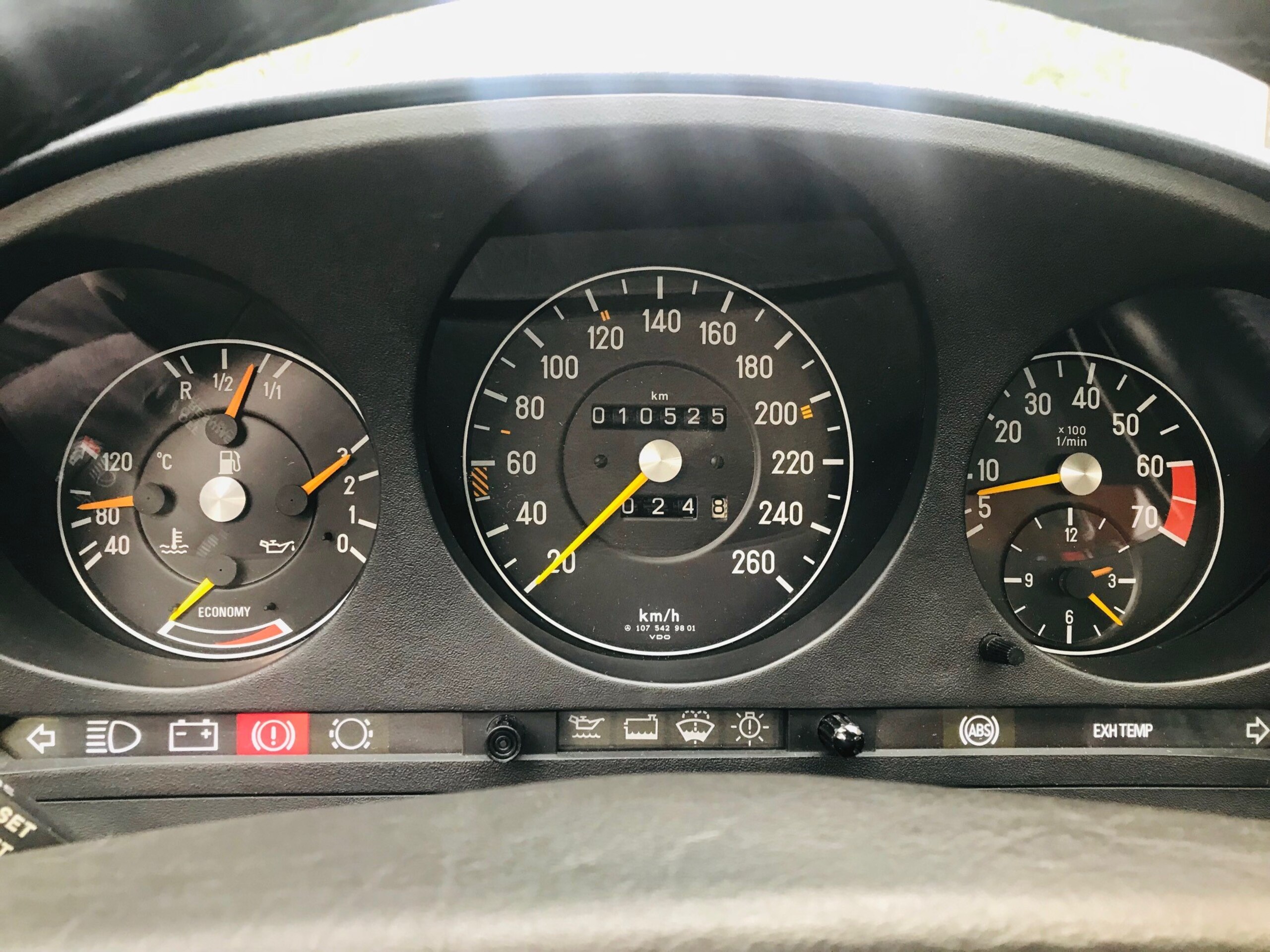 1987 Mercedes Benz SL560 — Photo 12 / 16