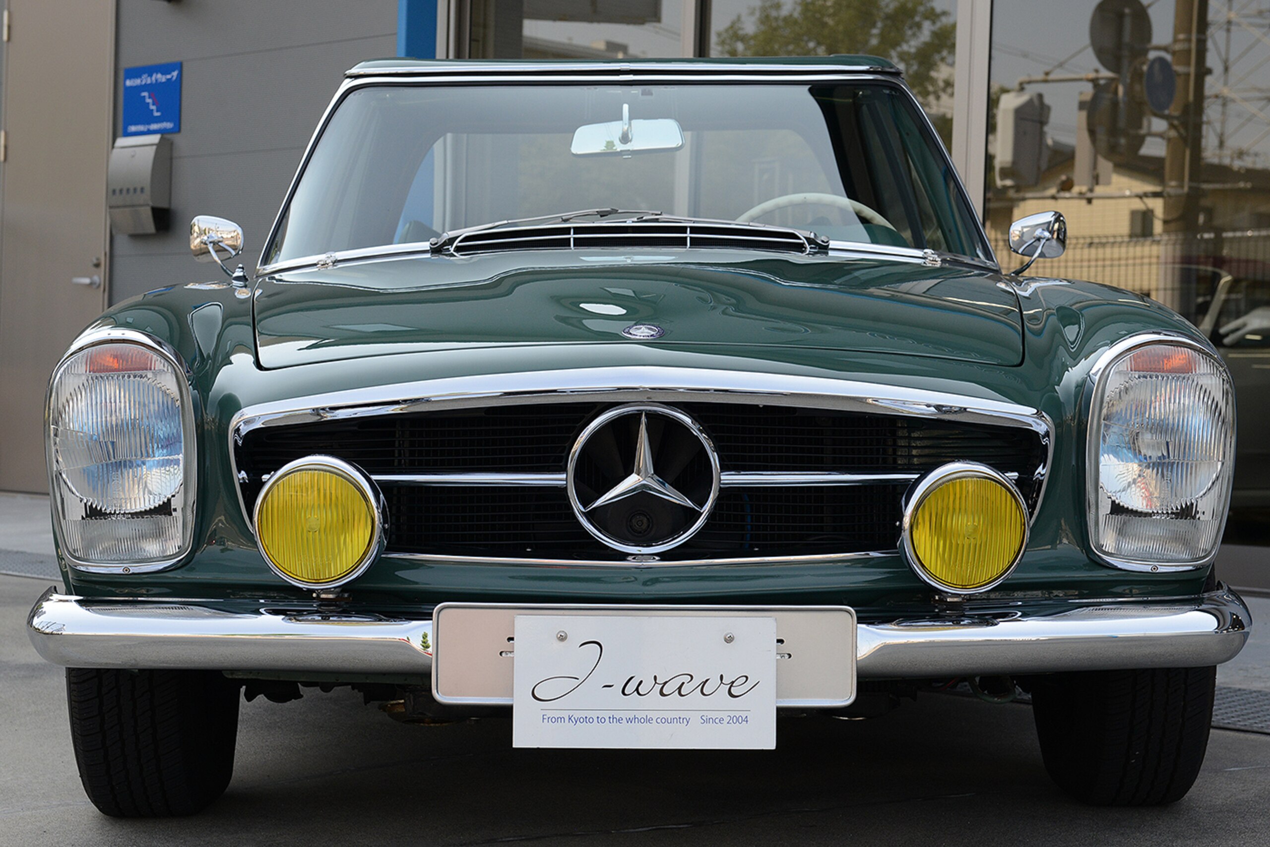 1969 Mercedes Benz 280SL for sale in Japan