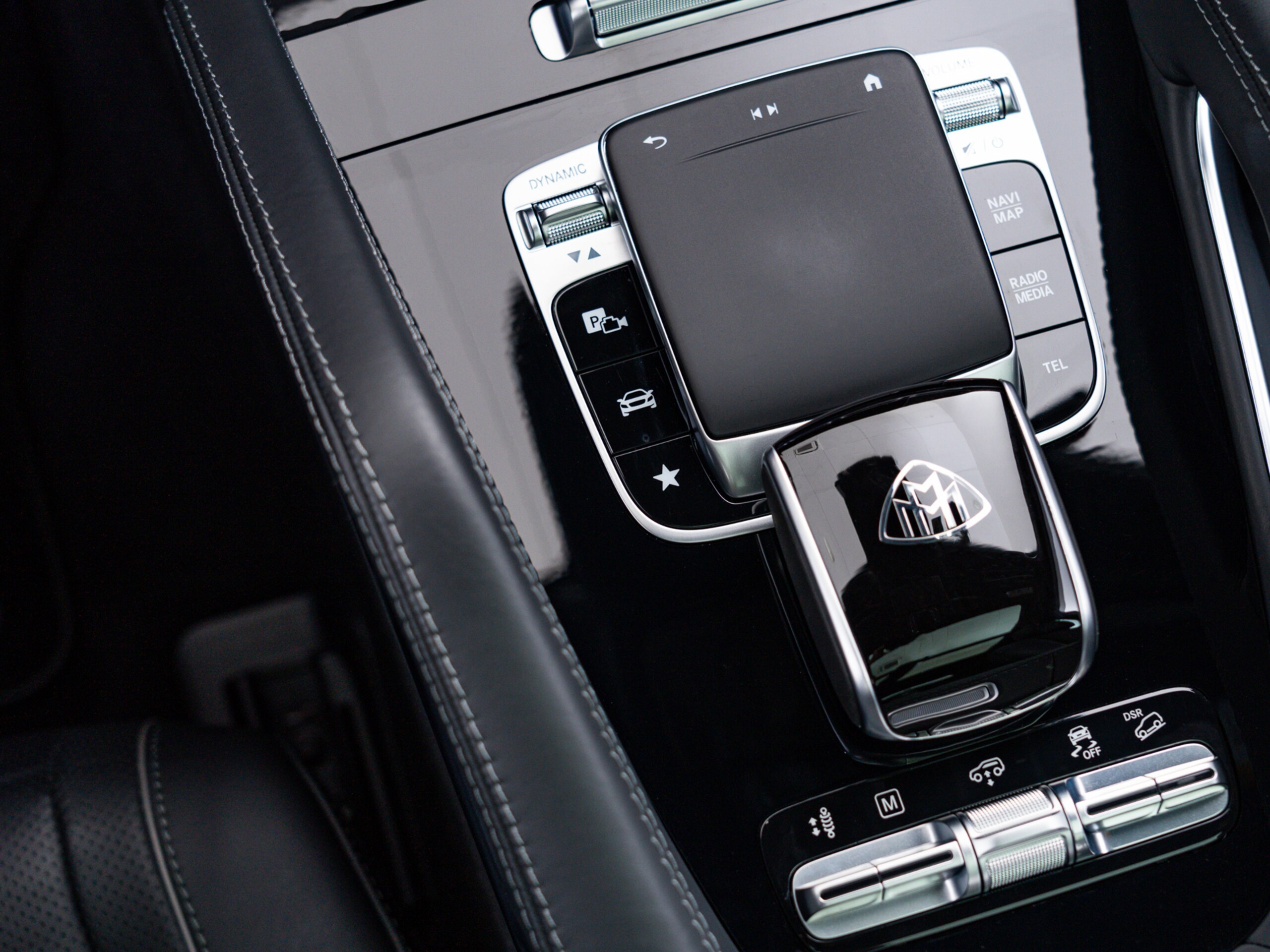 2021 Mercedes Benz Maybach GLS 600 4Matic — Photo 12 / 18